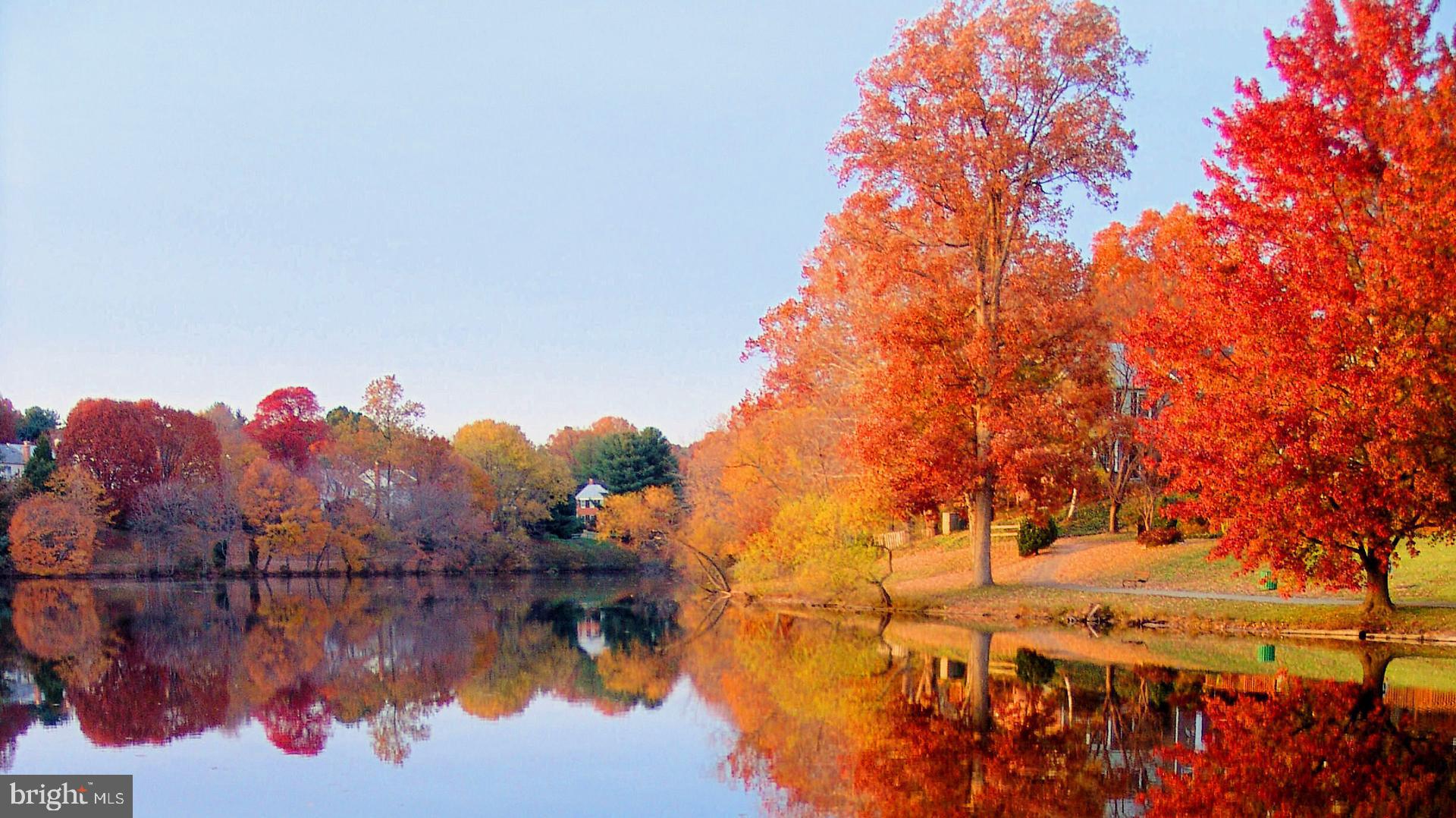 LAKE BRADDOCK - Residential