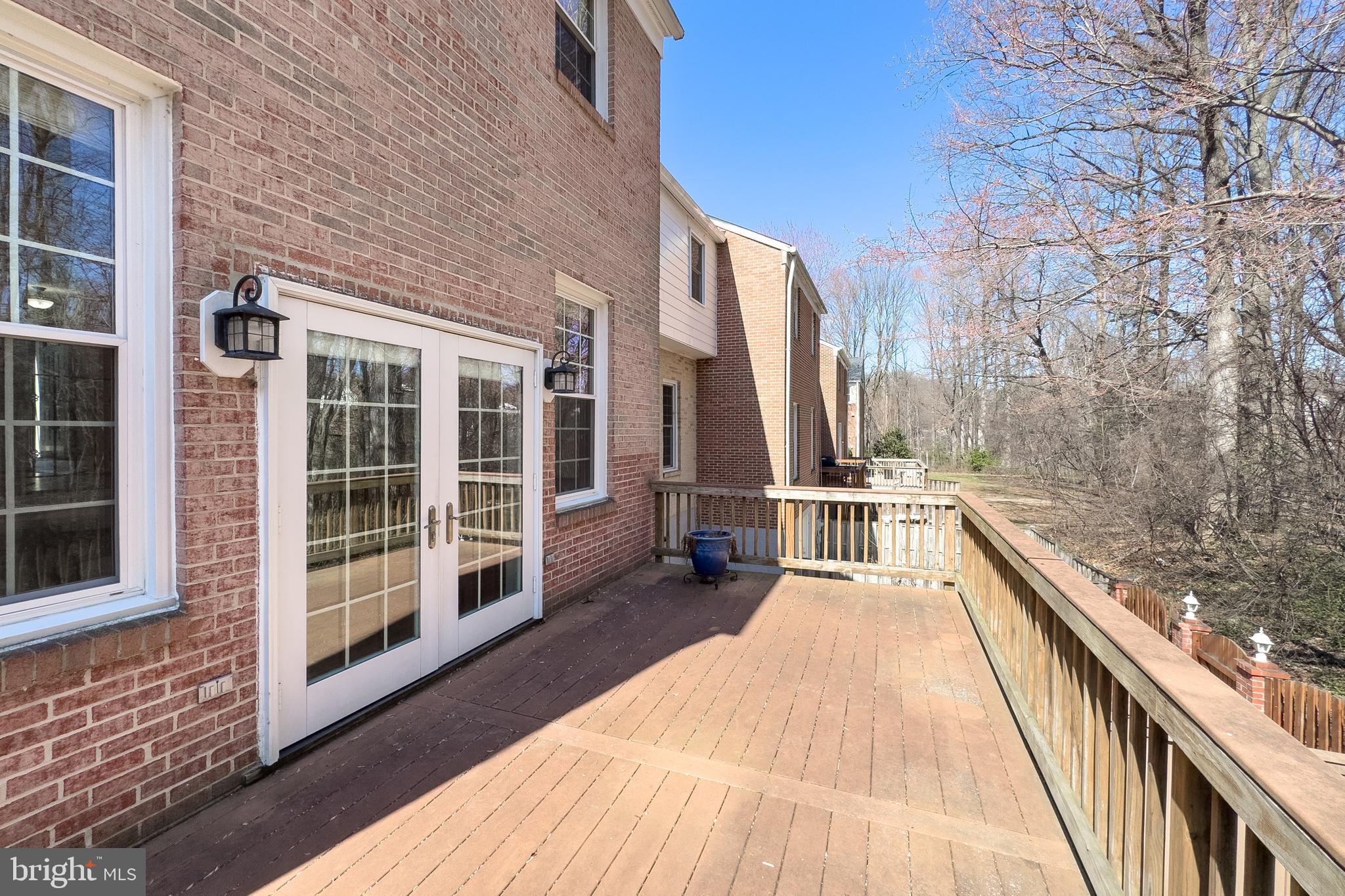 LAKE BRADDOCK - Residential