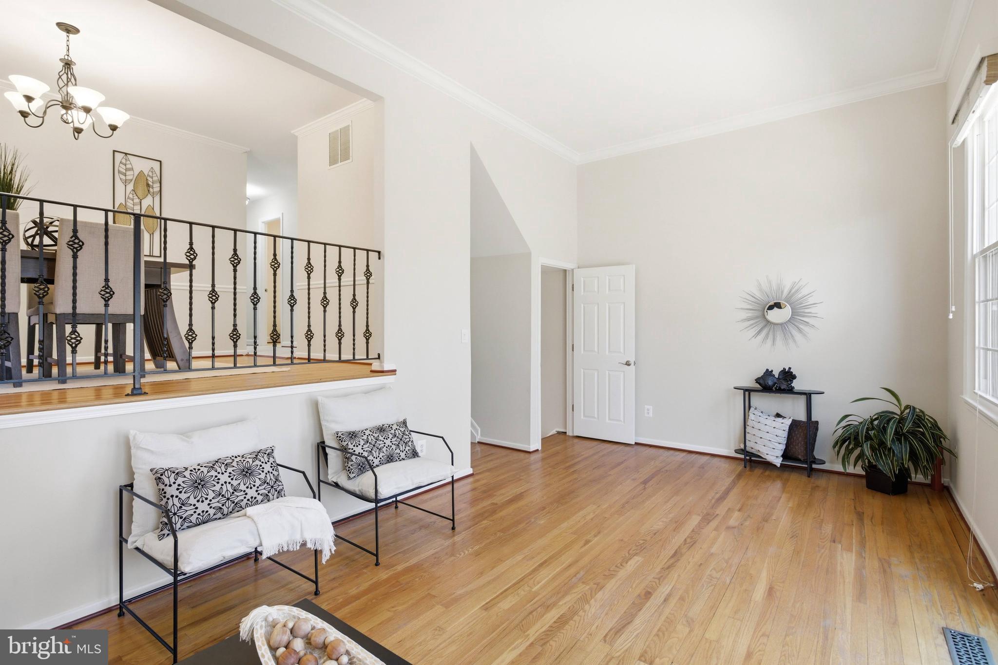 LAKE BRADDOCK - Residential