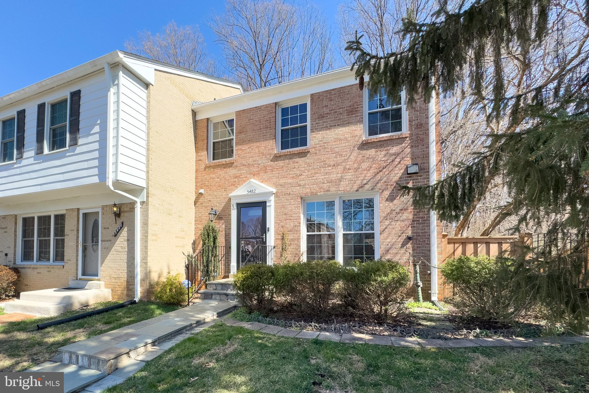 LAKE BRADDOCK - Residential