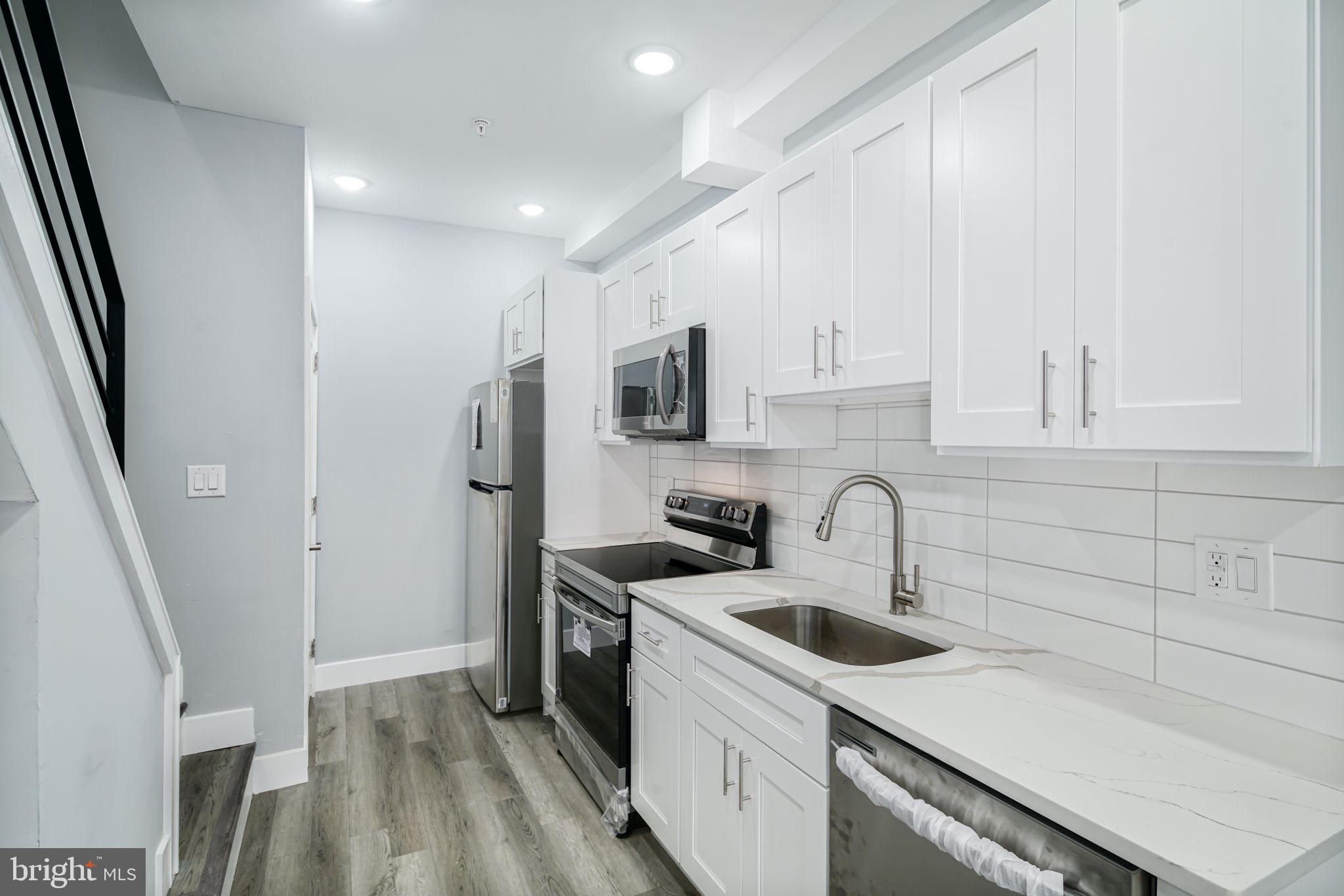 EAST KENSINGTON - Residential Lease