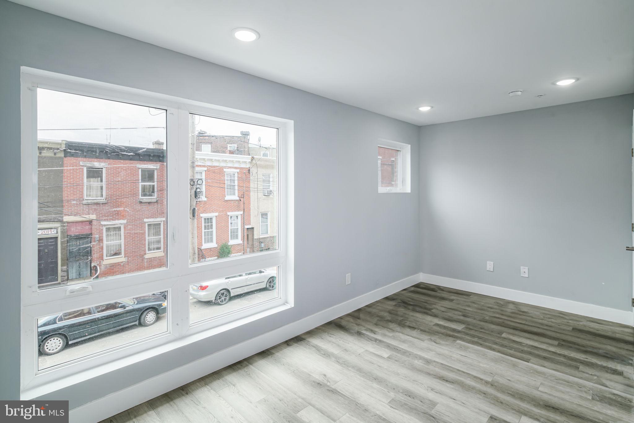 EAST KENSINGTON - Residential Lease