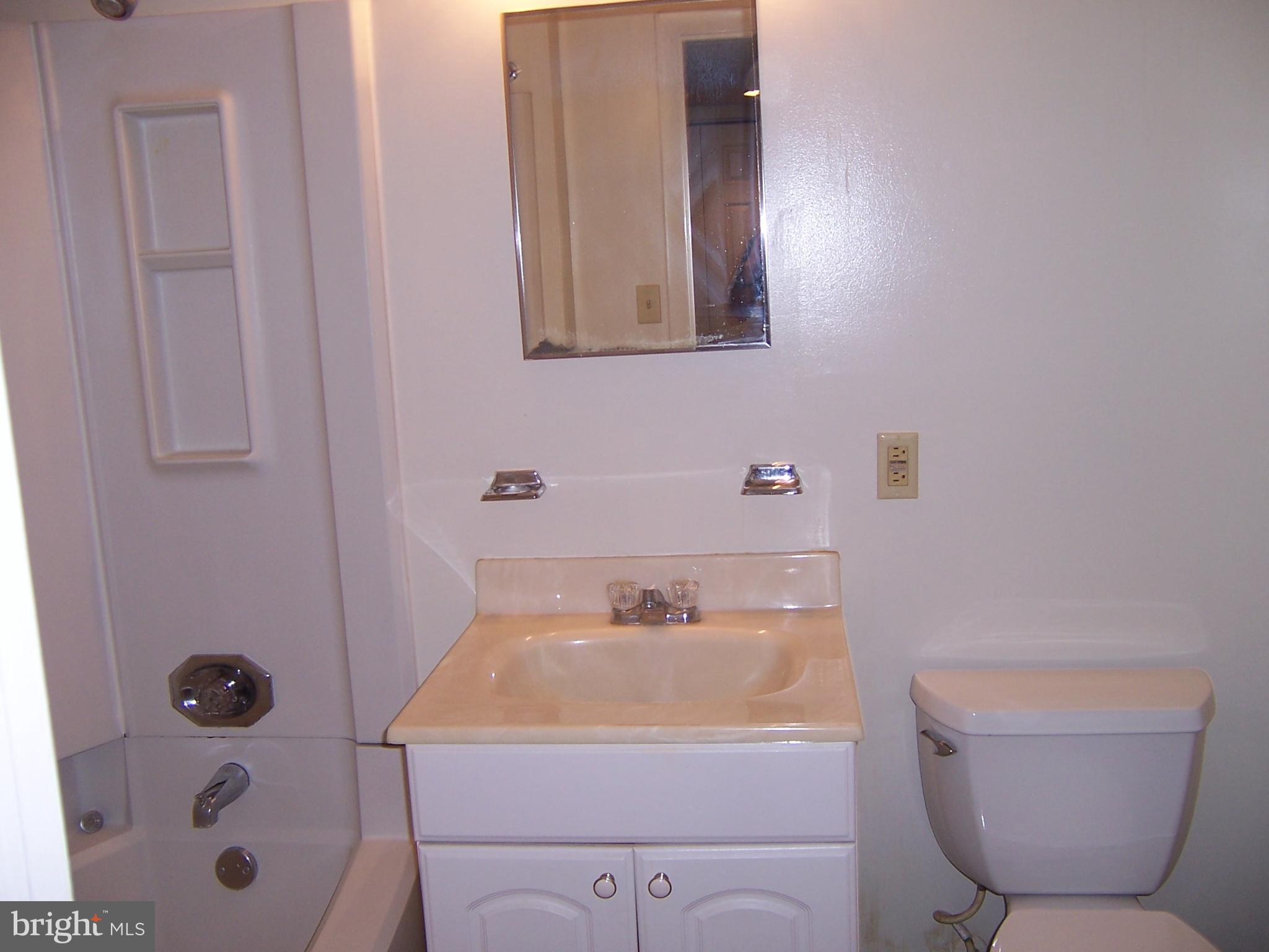 OLD TOWN ALEXANDRIA - Residential Lease