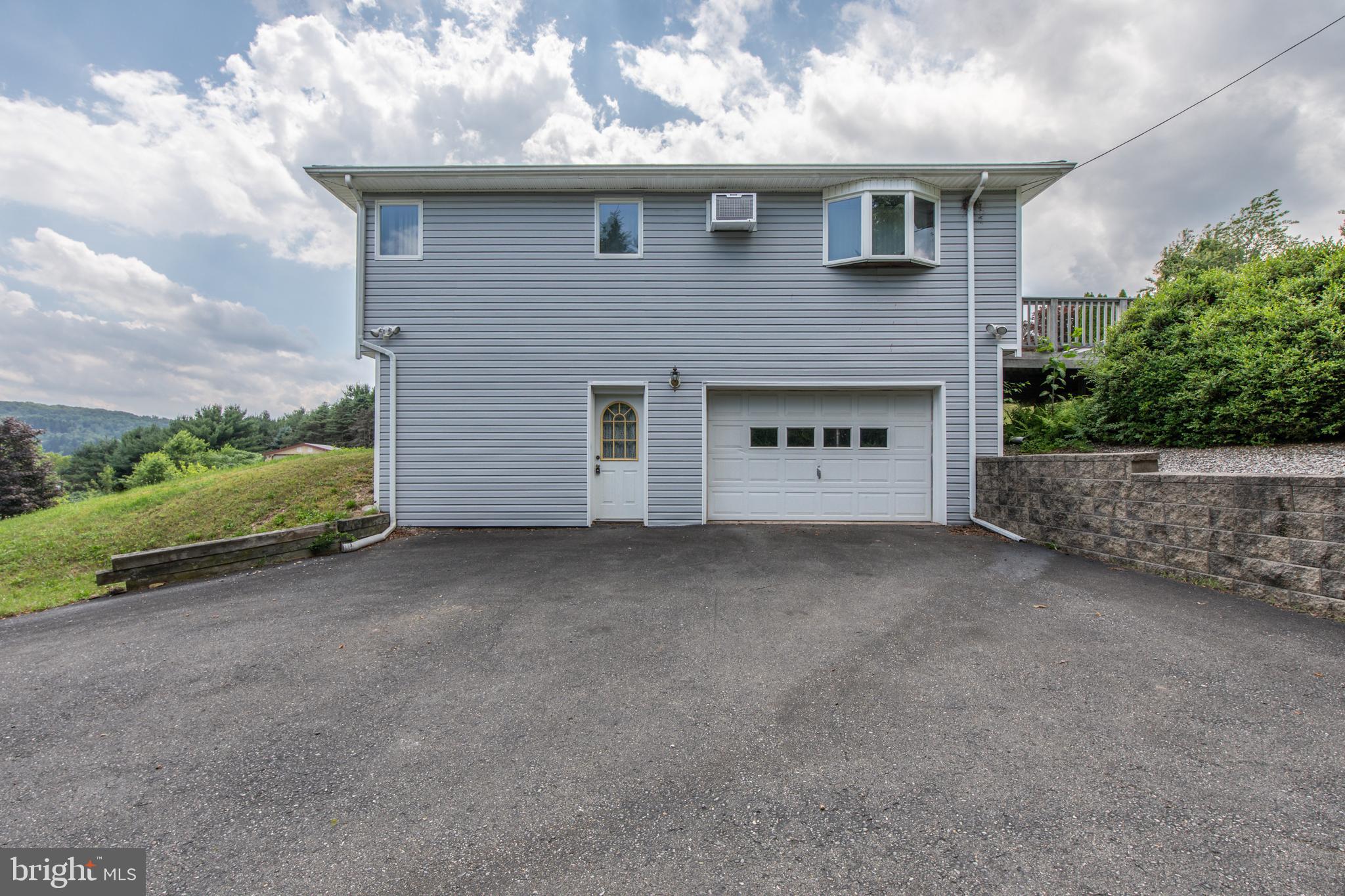 379 GOLF ROAD