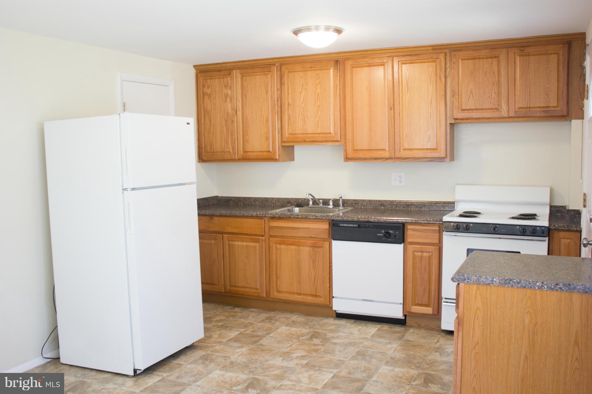 PARKSIDE HEIGHTS - Residential Lease