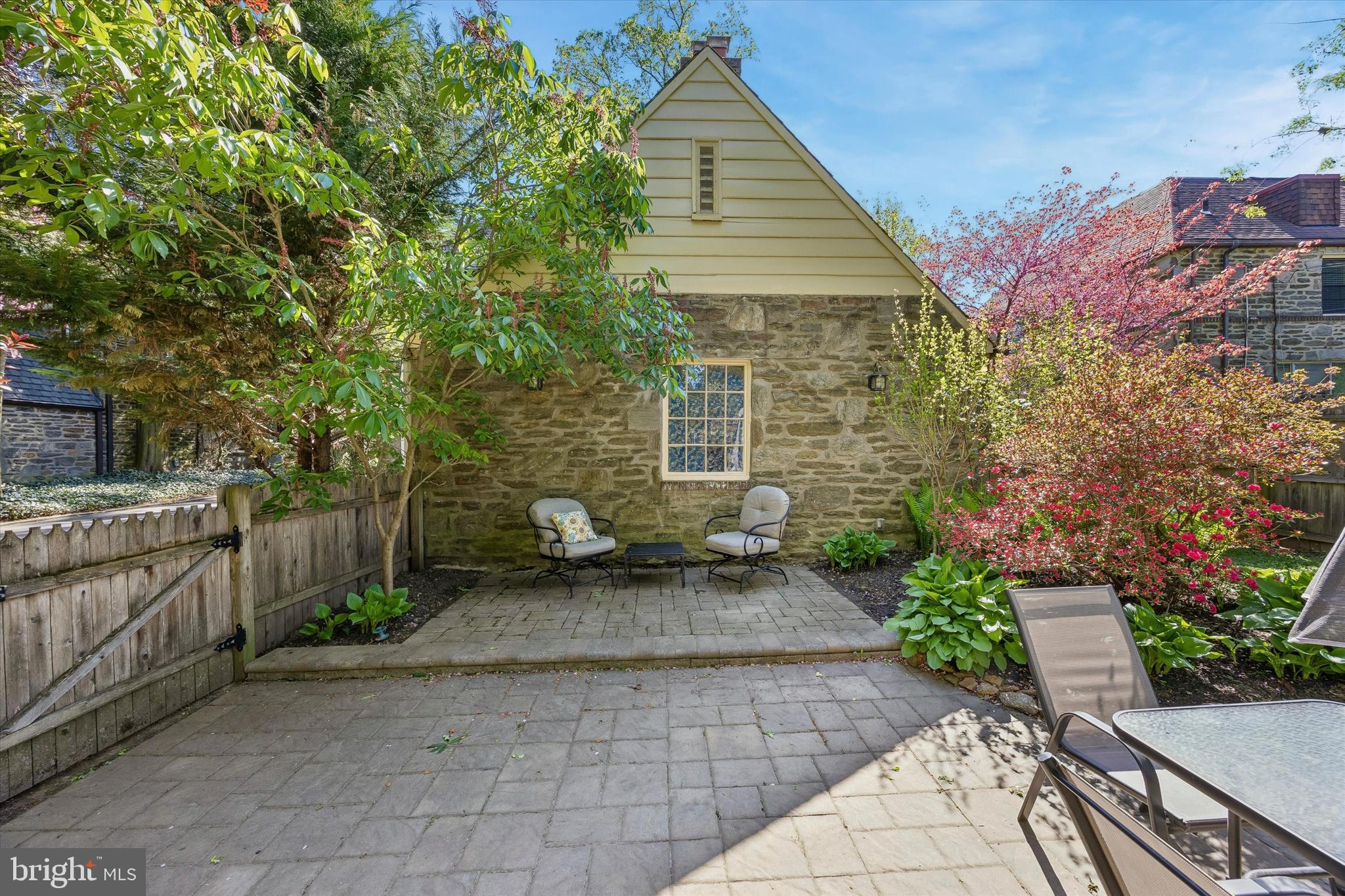 MELROSE PARK - Residential