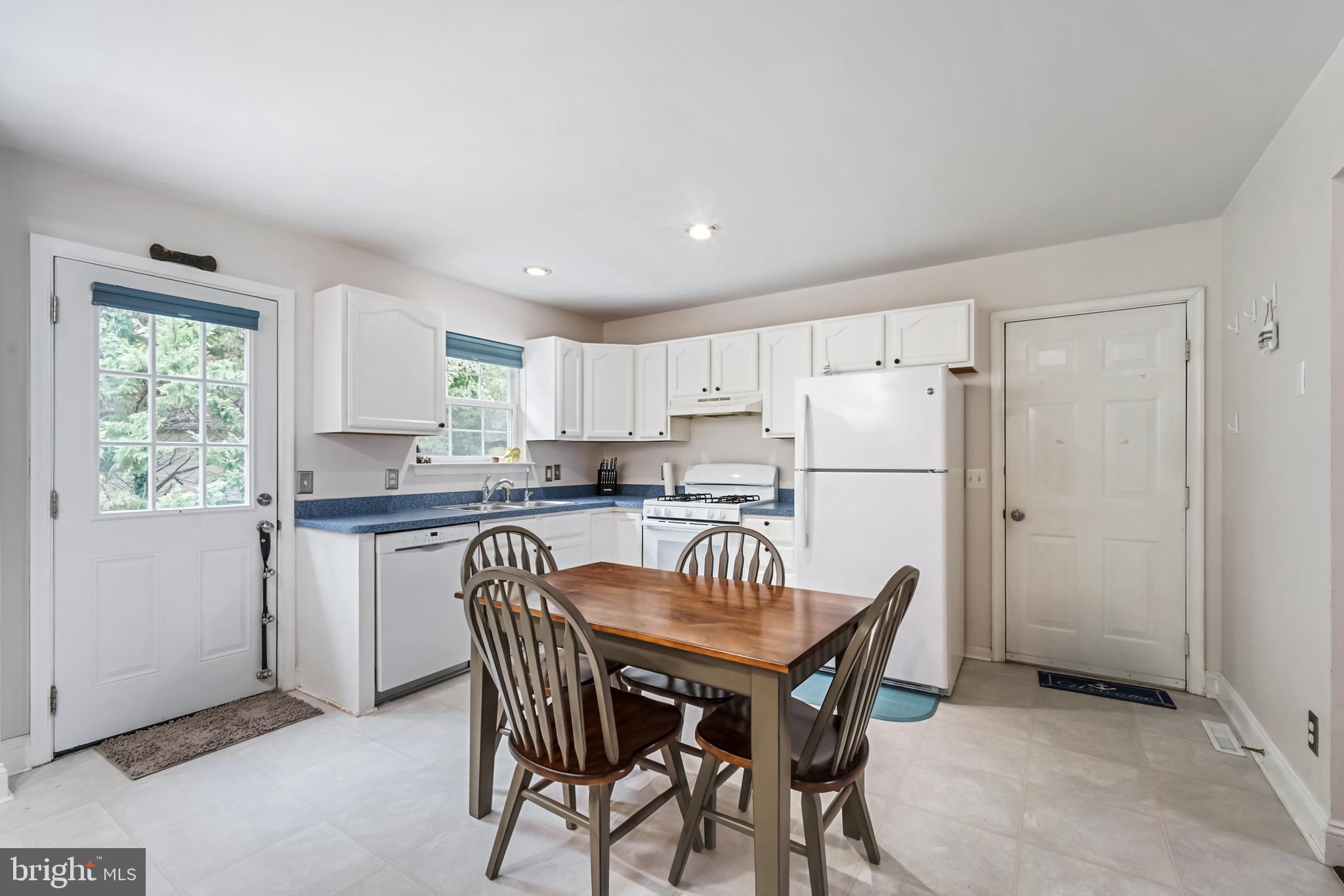 CHURCH HILL CROS - Residential