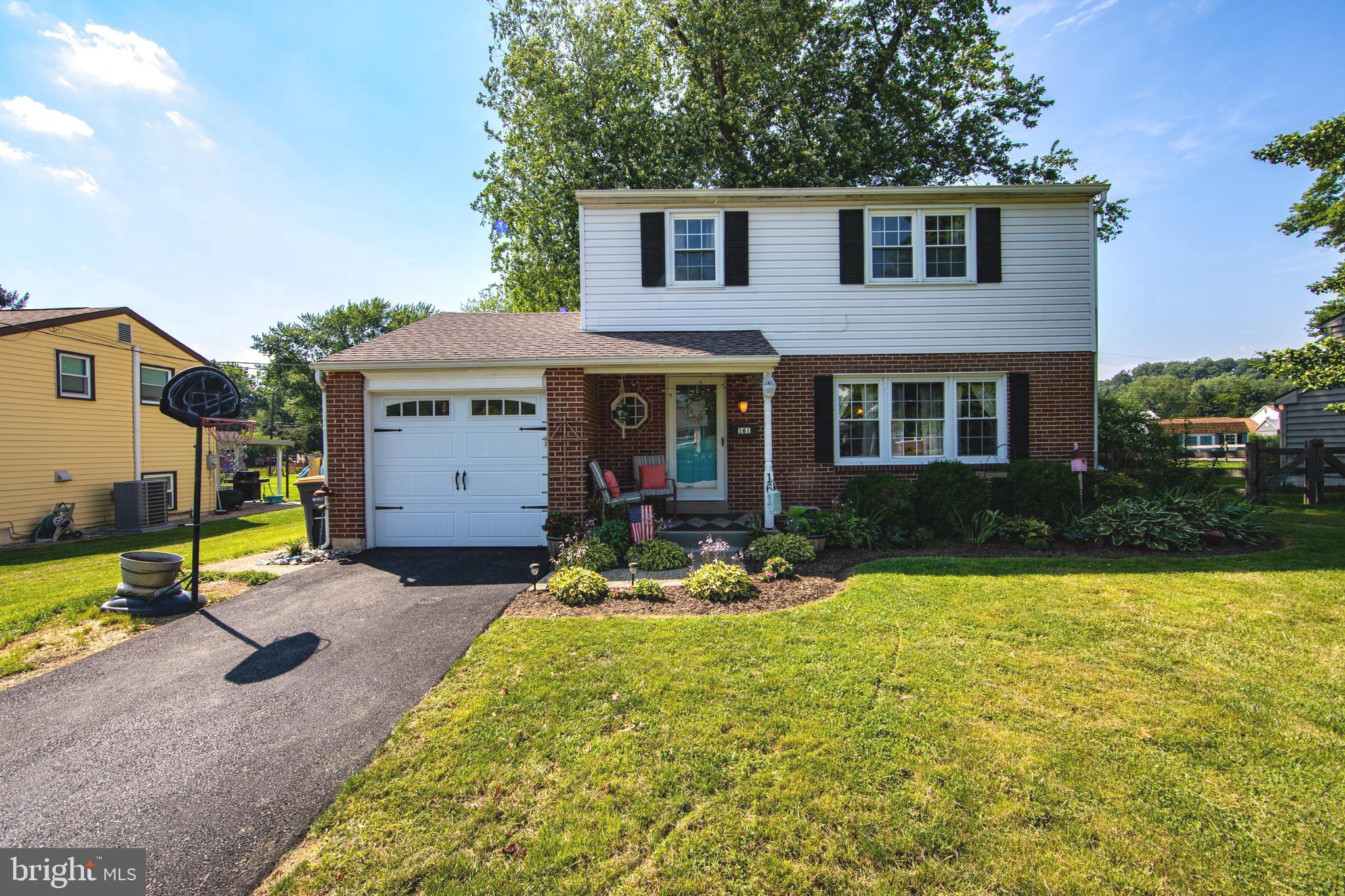 161 LAKE DRIVE