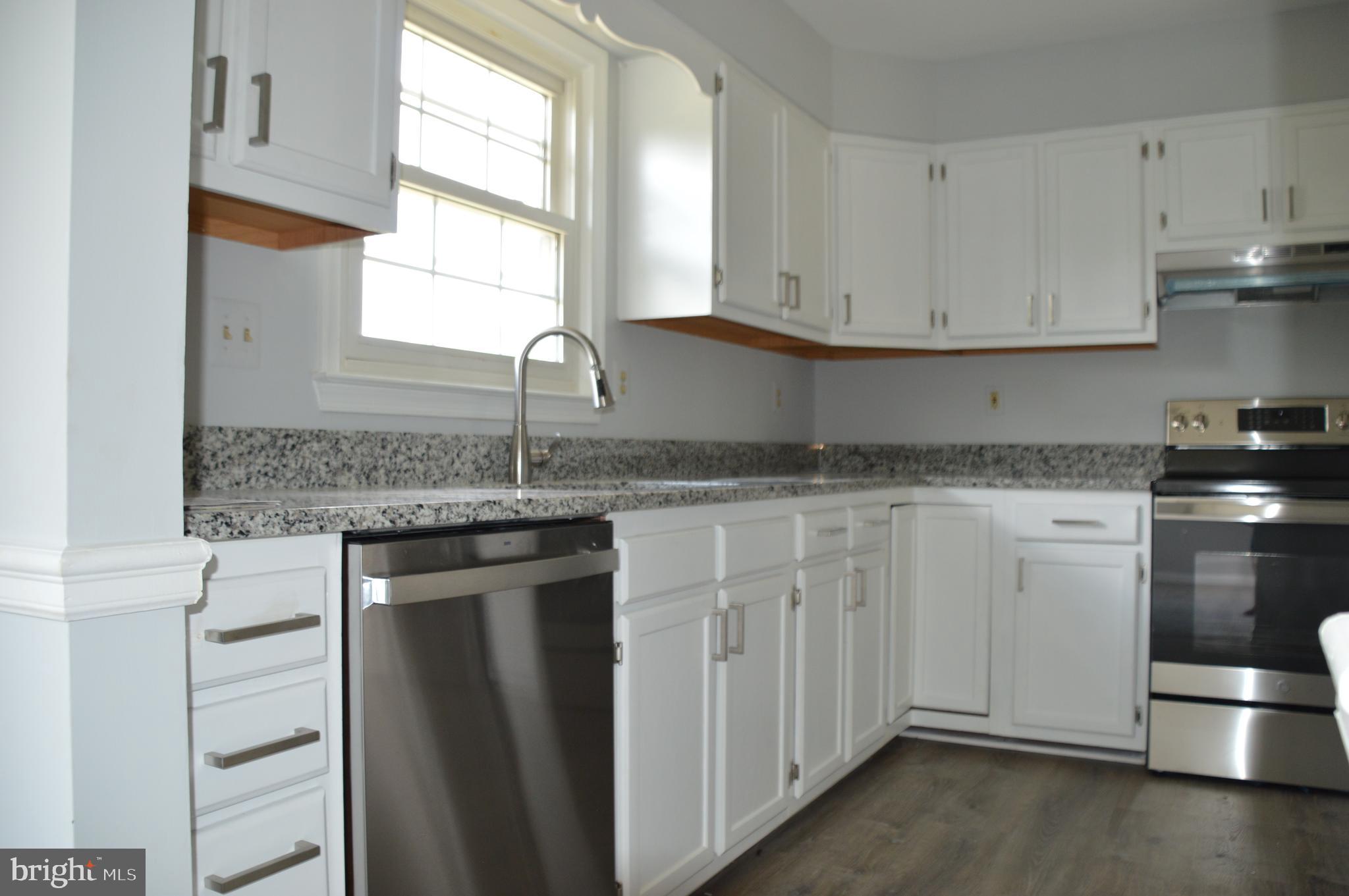 CLINTON VIEW - Residential