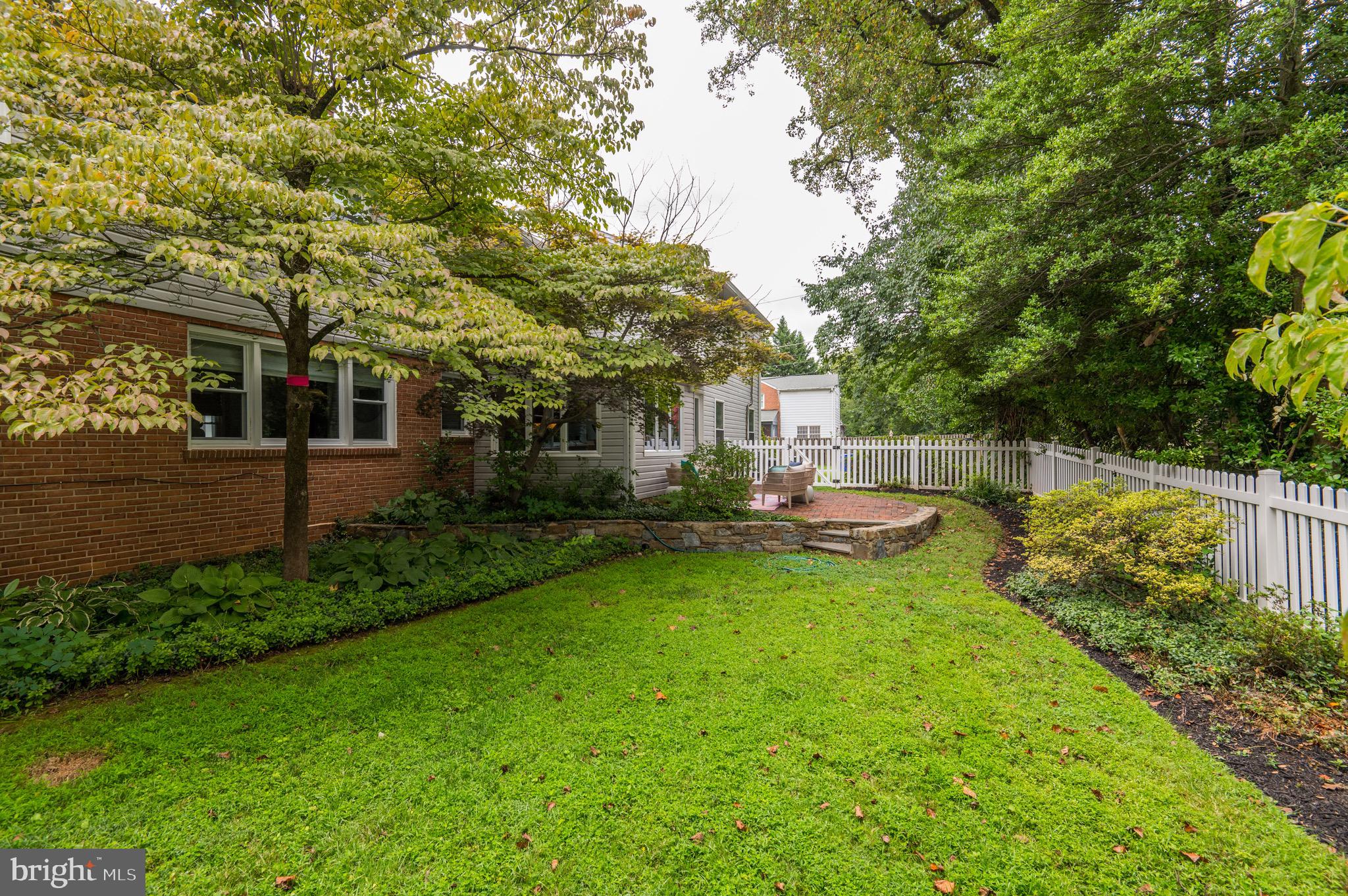 MAPLEWOOD - Residential