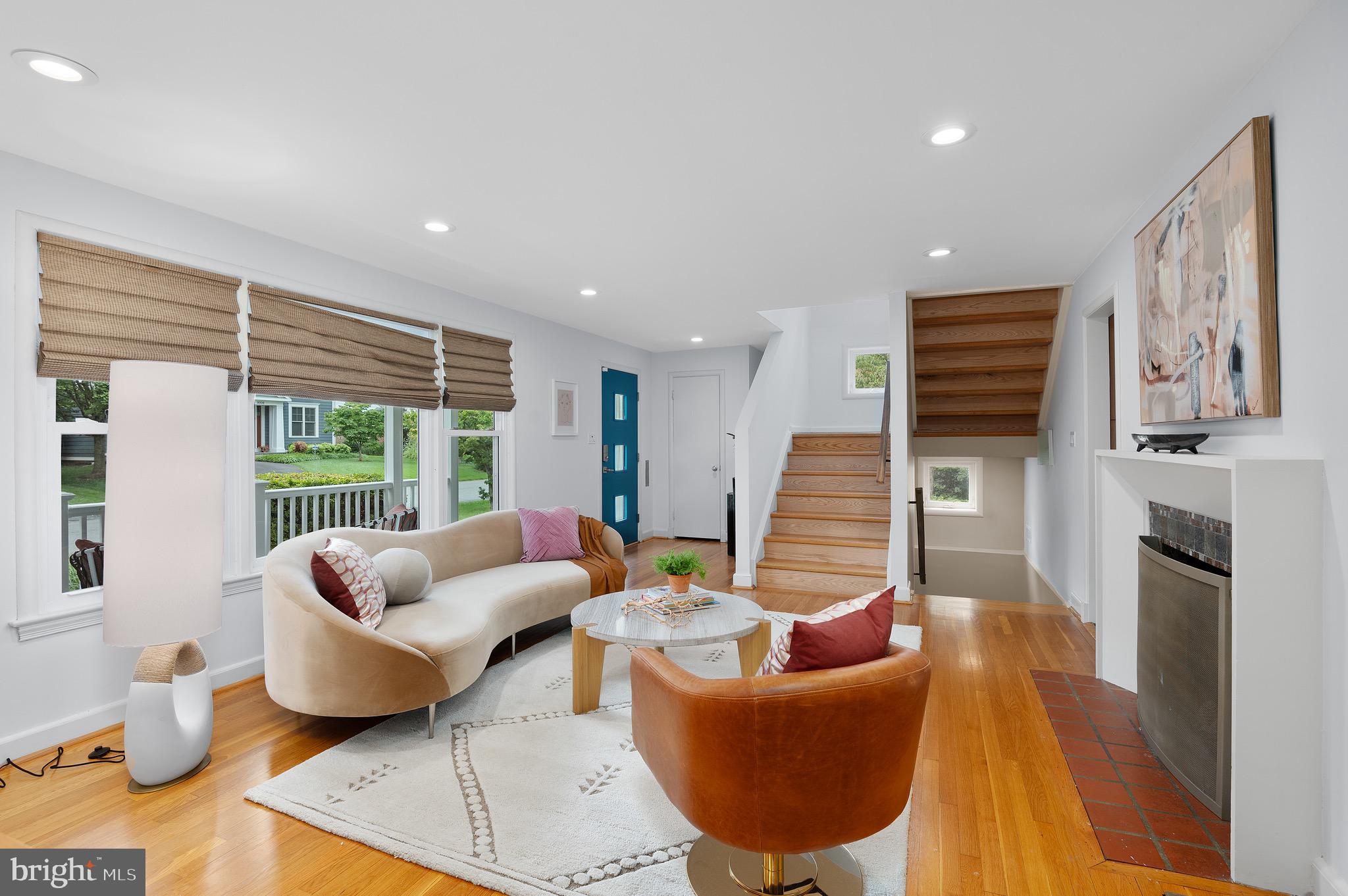 MAPLEWOOD - Residential