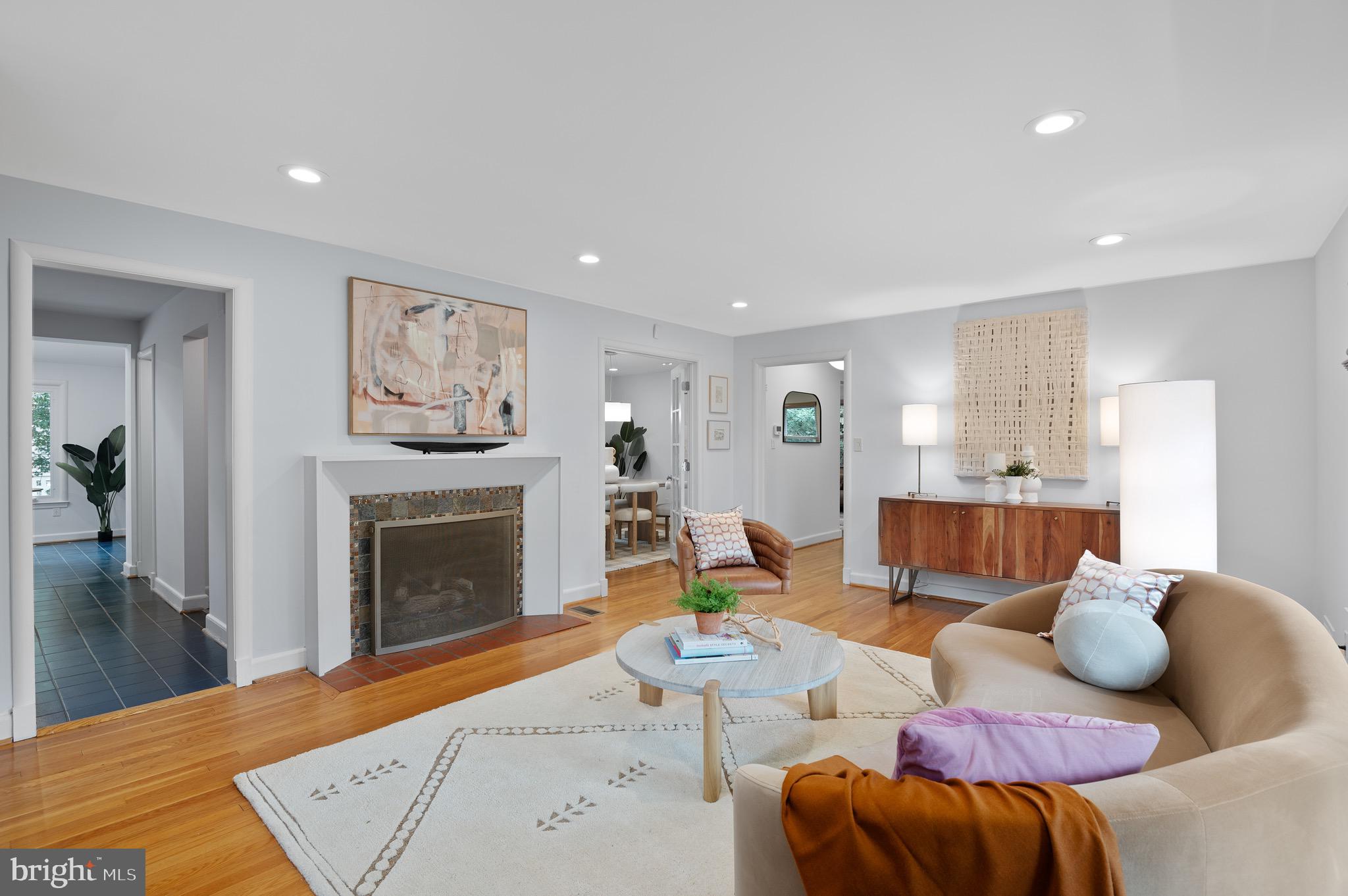 MAPLEWOOD - Residential