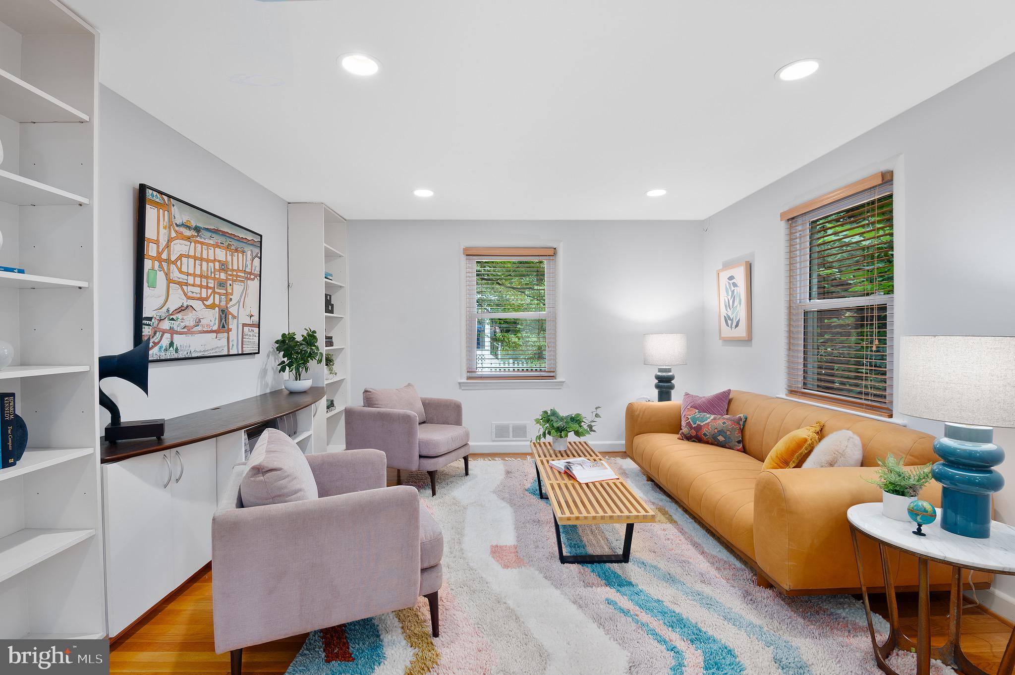 MAPLEWOOD - Residential