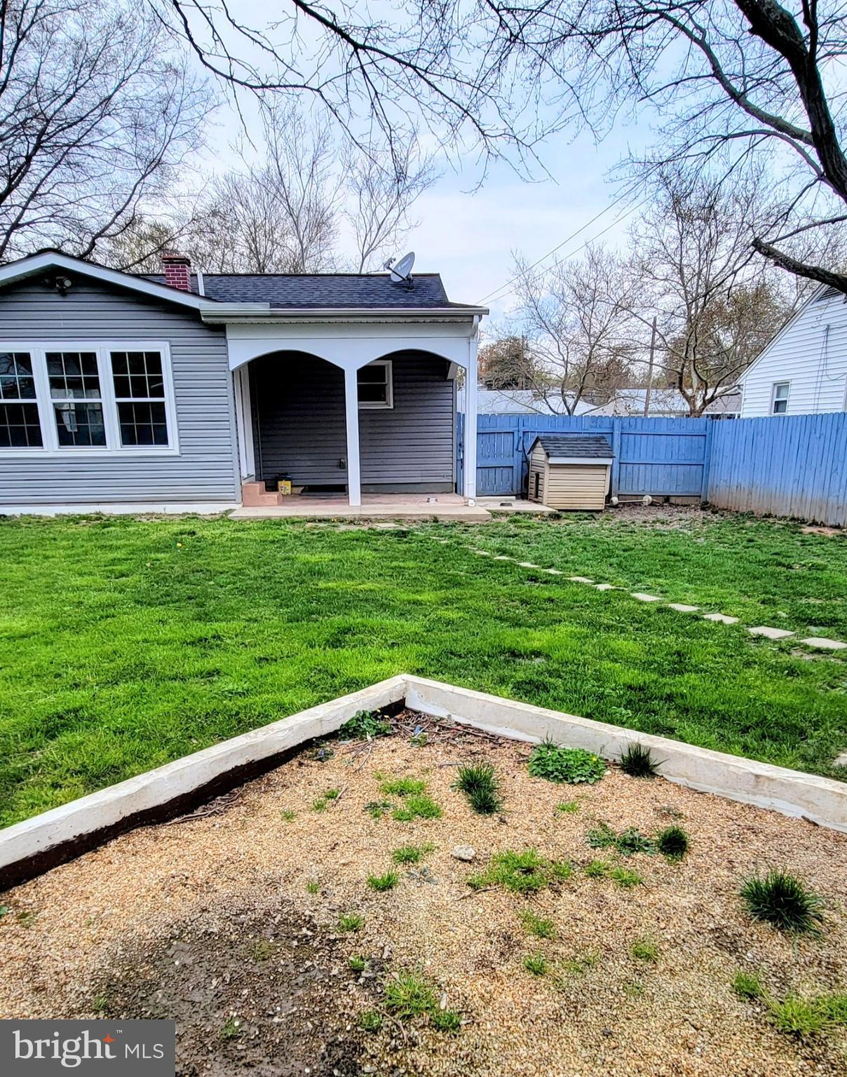 FAIRLAWN - Residential