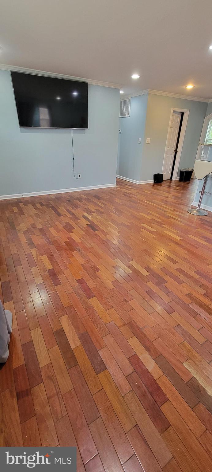 FAIRLAWN - Residential