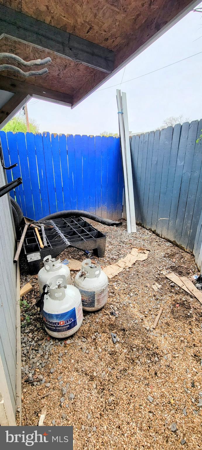 FAIRLAWN - Residential