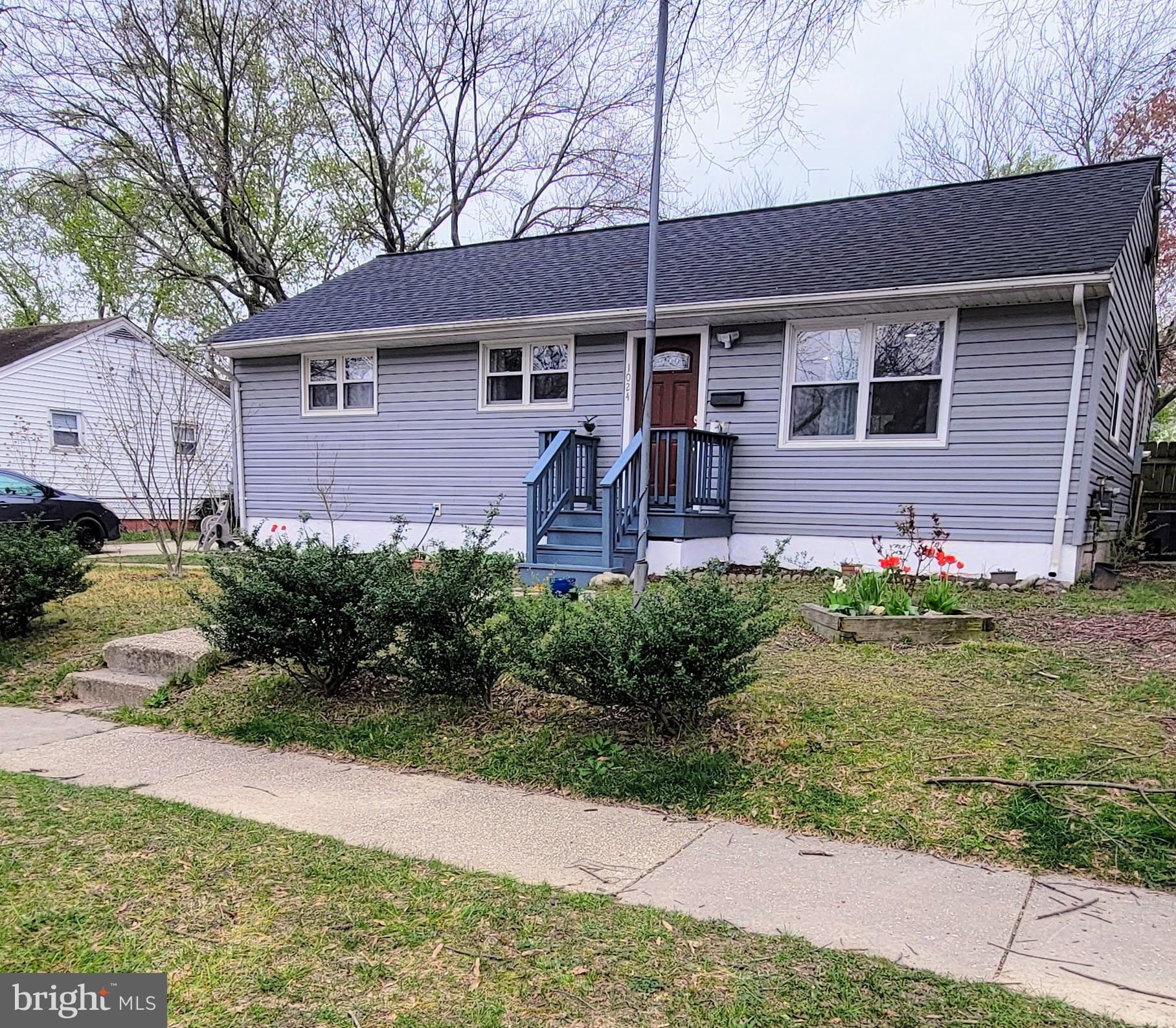 FAIRLAWN - Residential