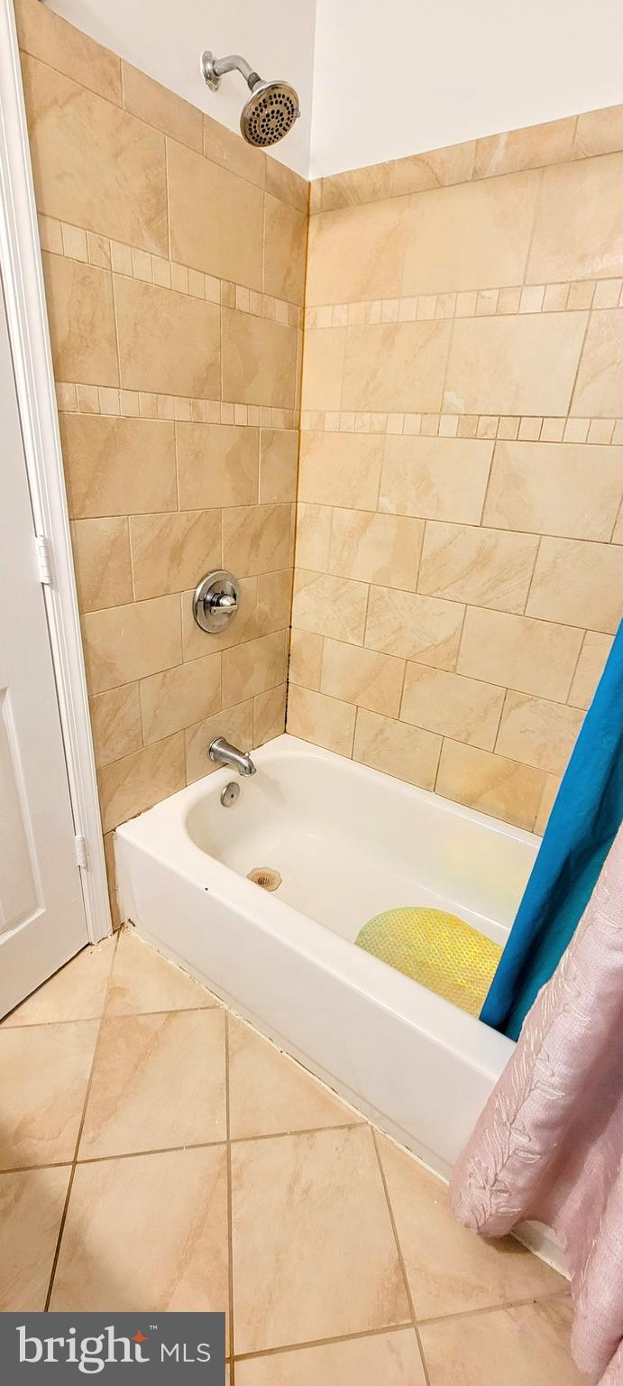 FAIRLAWN - Residential