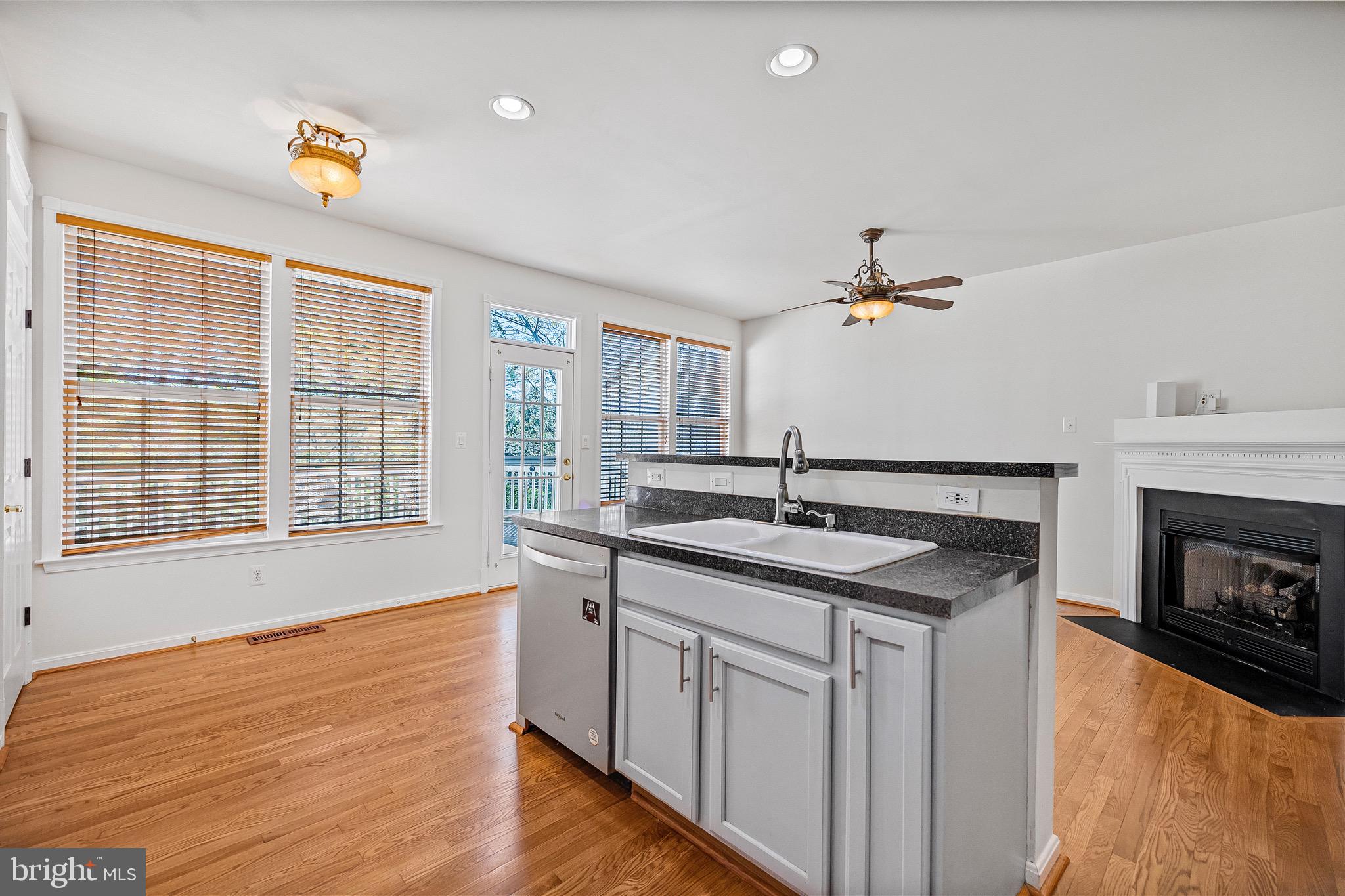 POTOMAC STATION - Residential