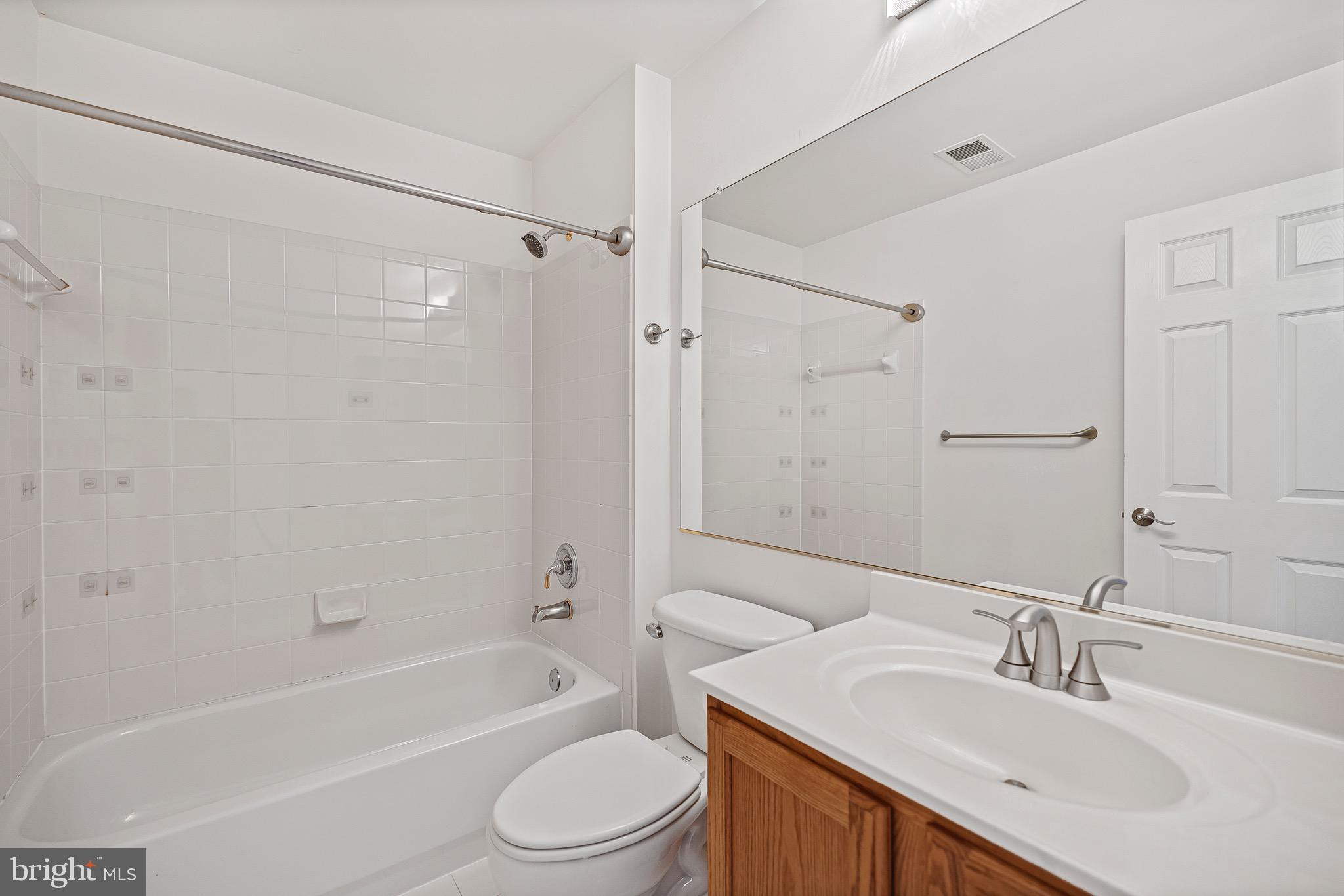 POTOMAC STATION - Residential