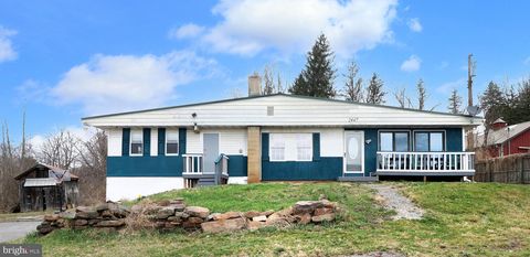 Homes For Sale - 2447 General Potter Highway<br/> Centre County, CENTRE HALL, PA 16828