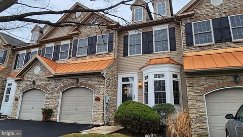 Homes For Sale - 3 Kings Avenue<br/> EASTON, PA 18045