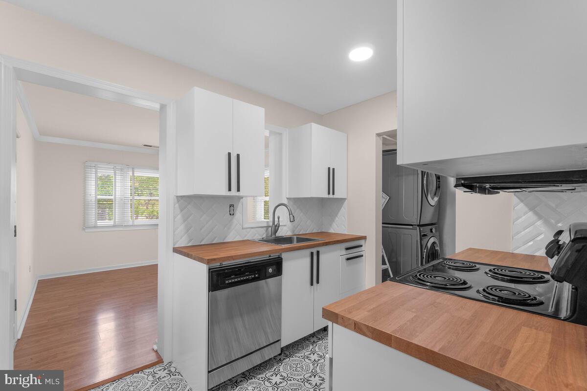 ARLINGTON FOREST - Residential Lease