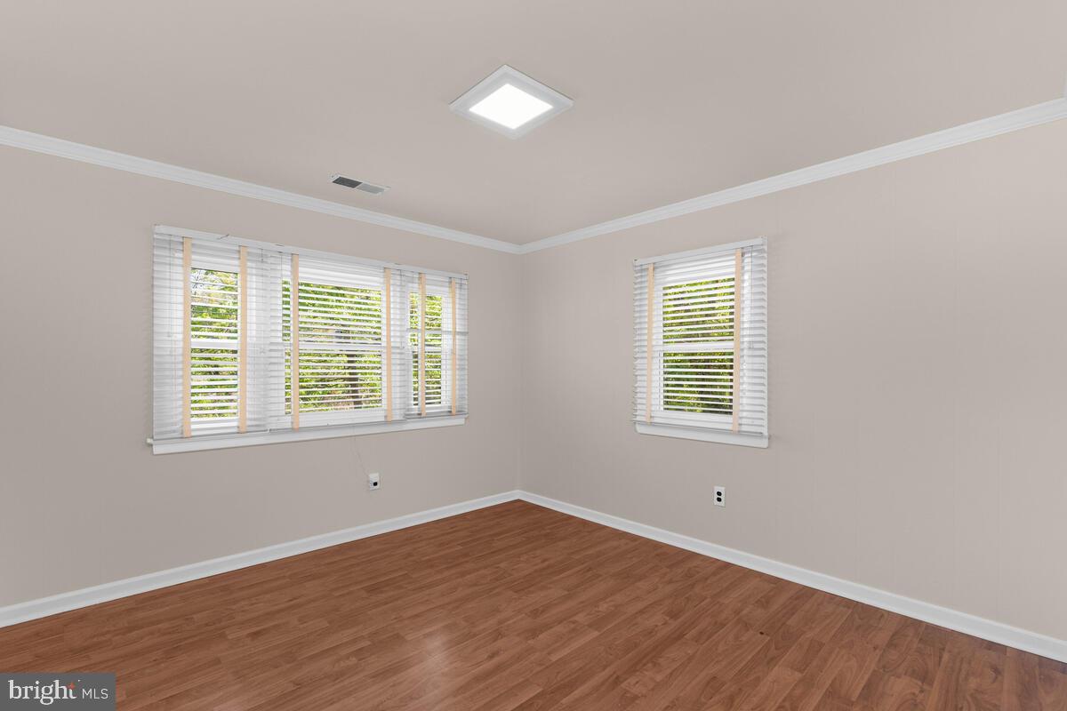 ARLINGTON FOREST - Residential Lease