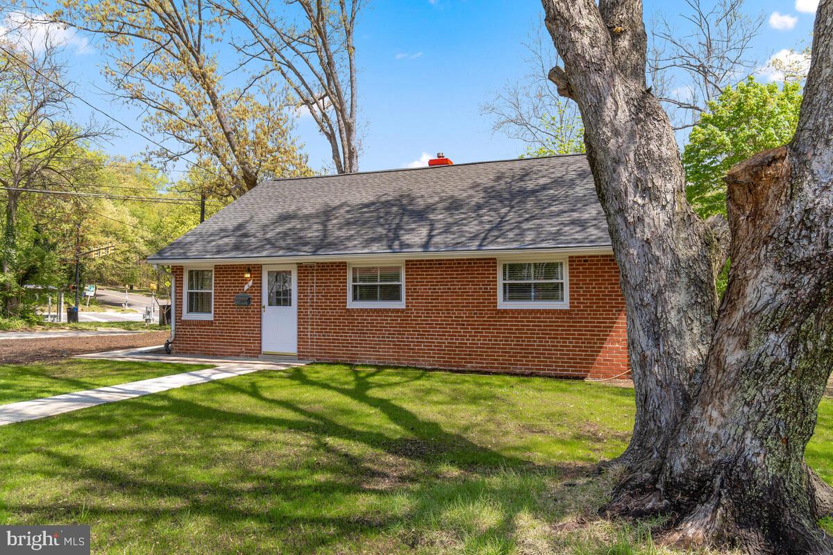 ARLINGTON FOREST - Residential Lease