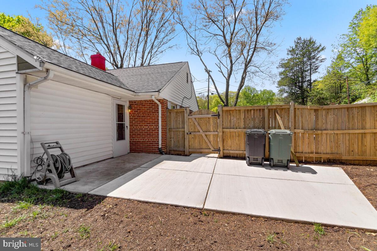 ARLINGTON FOREST - Residential Lease
