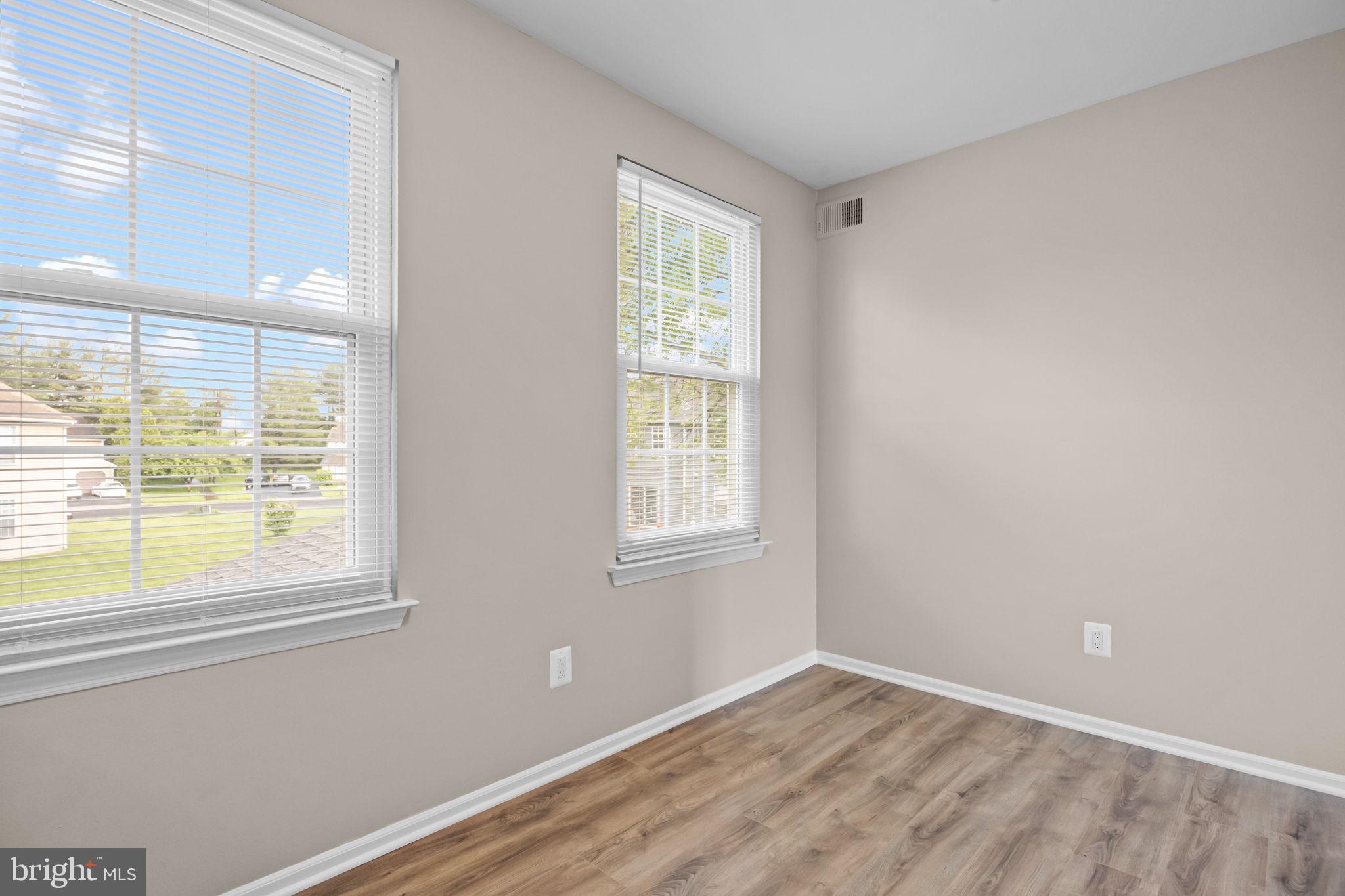 HEACOCK MDWS - Residential Lease