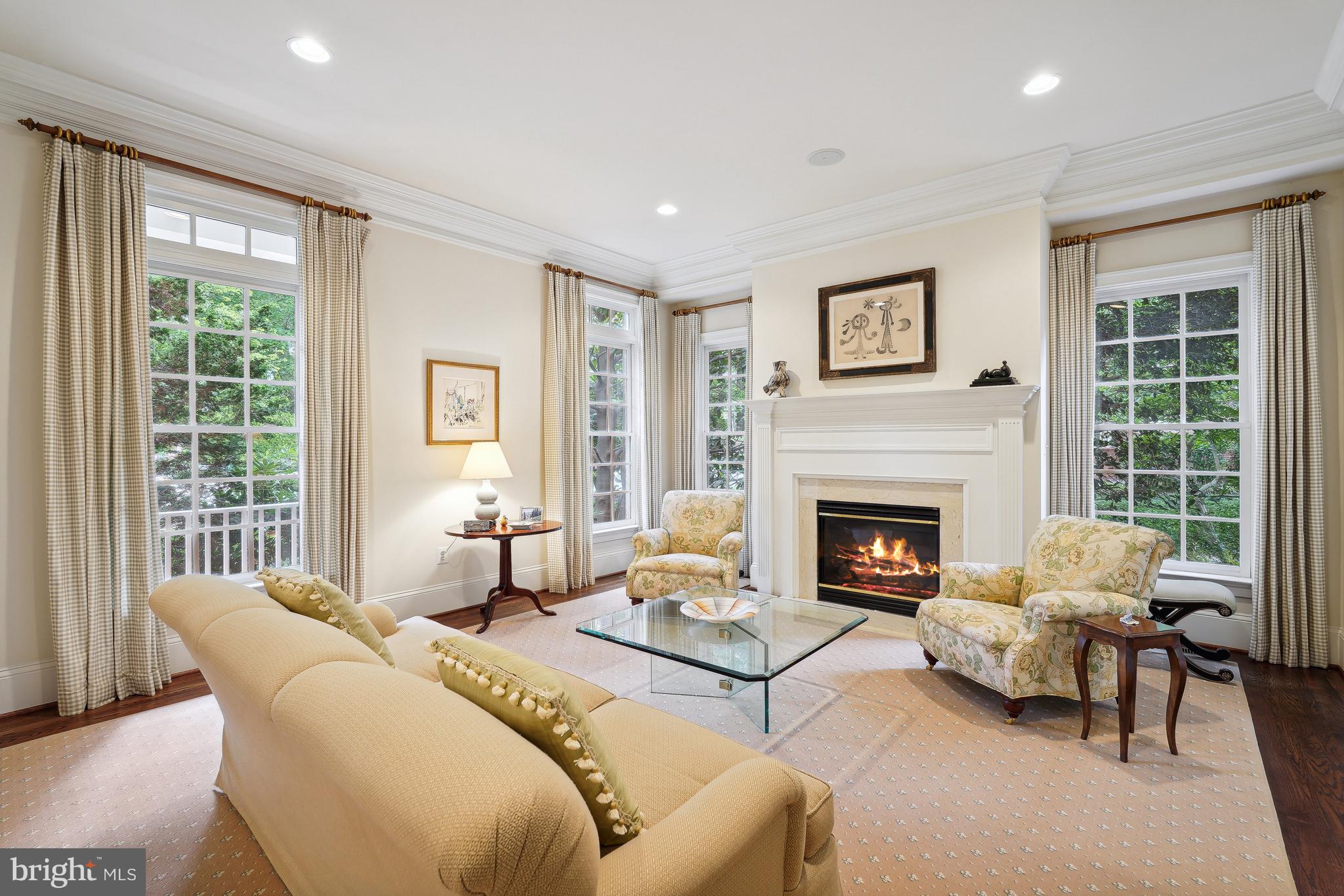 EVANS FARM - Residential