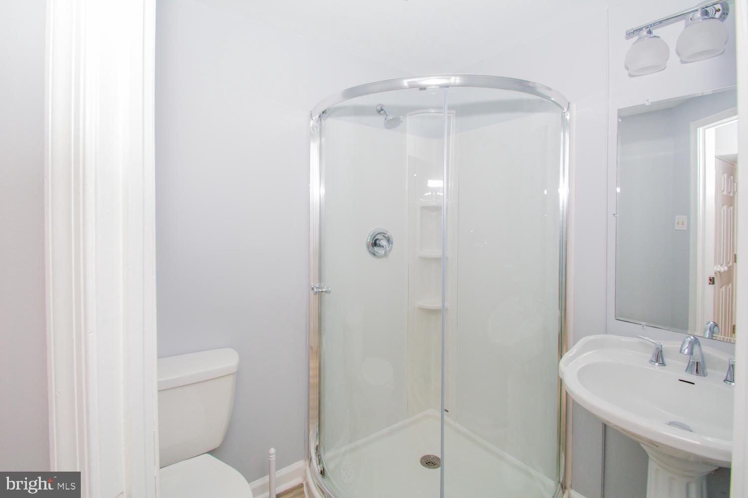 RIVERCHASE - Residential Lease