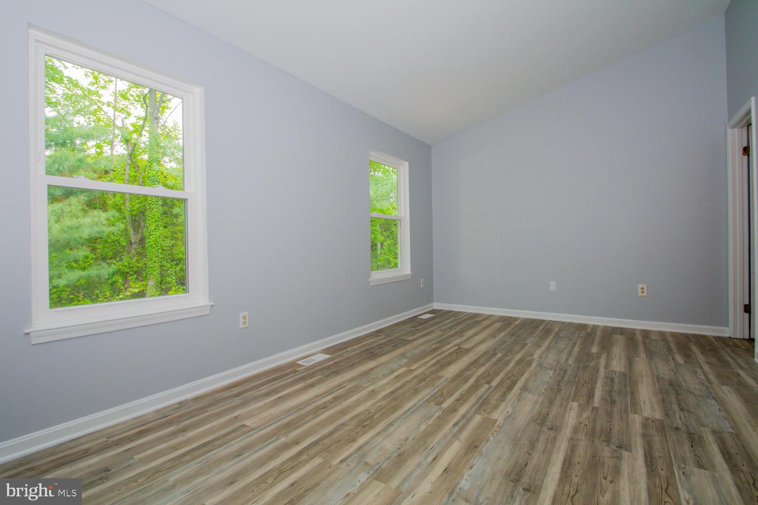 RIVERCHASE - Residential Lease