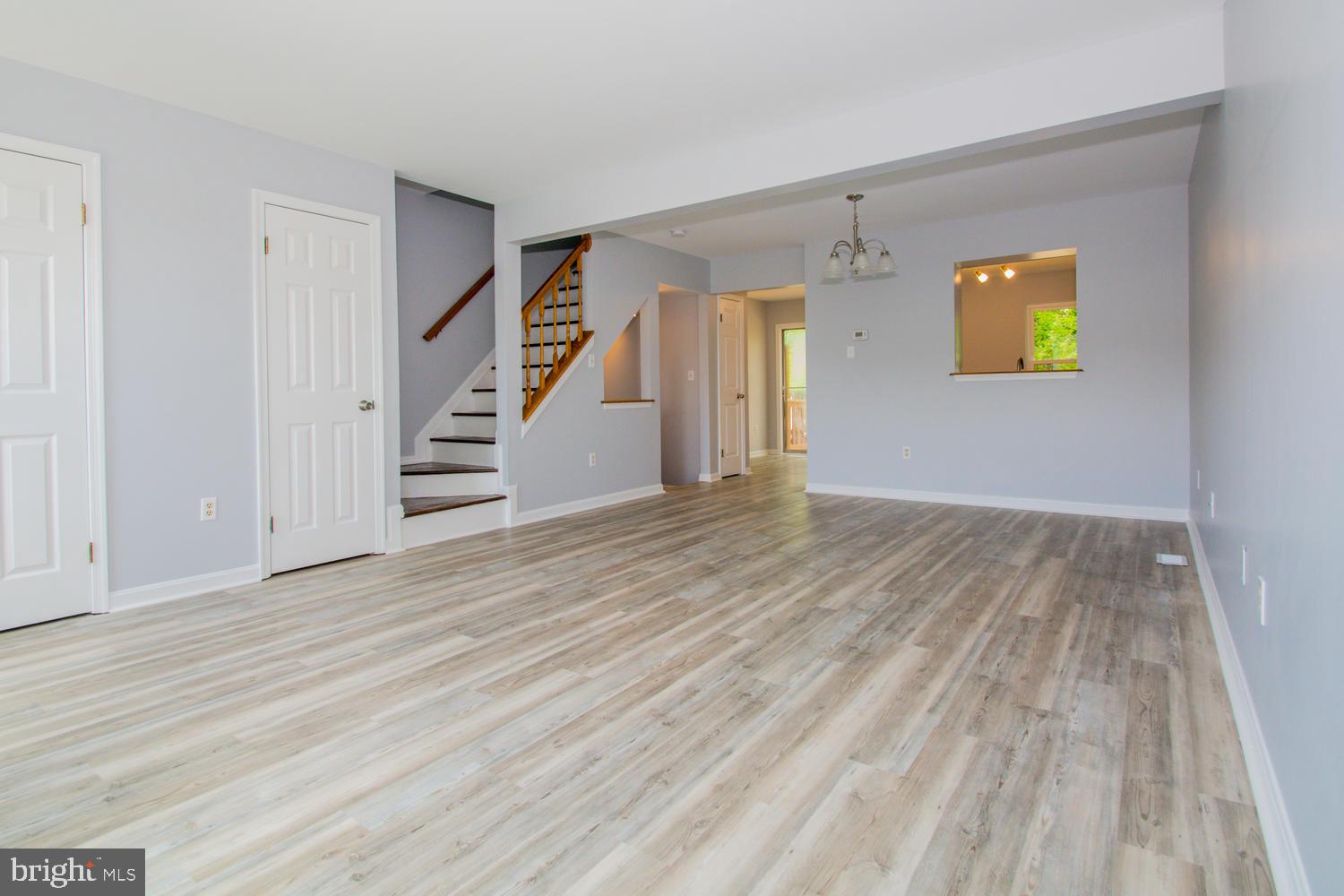 RIVERCHASE - Residential Lease