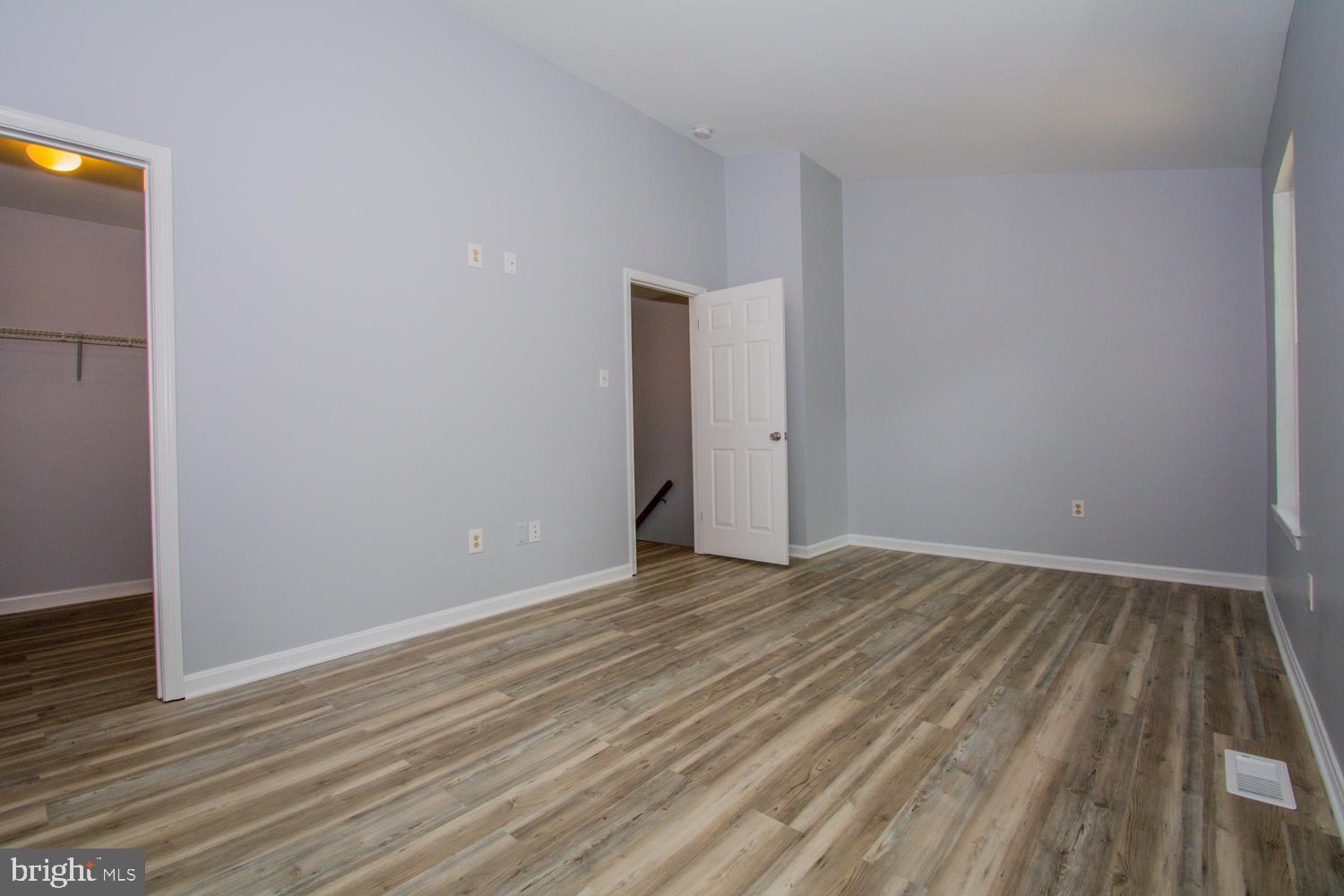 RIVERCHASE - Residential Lease