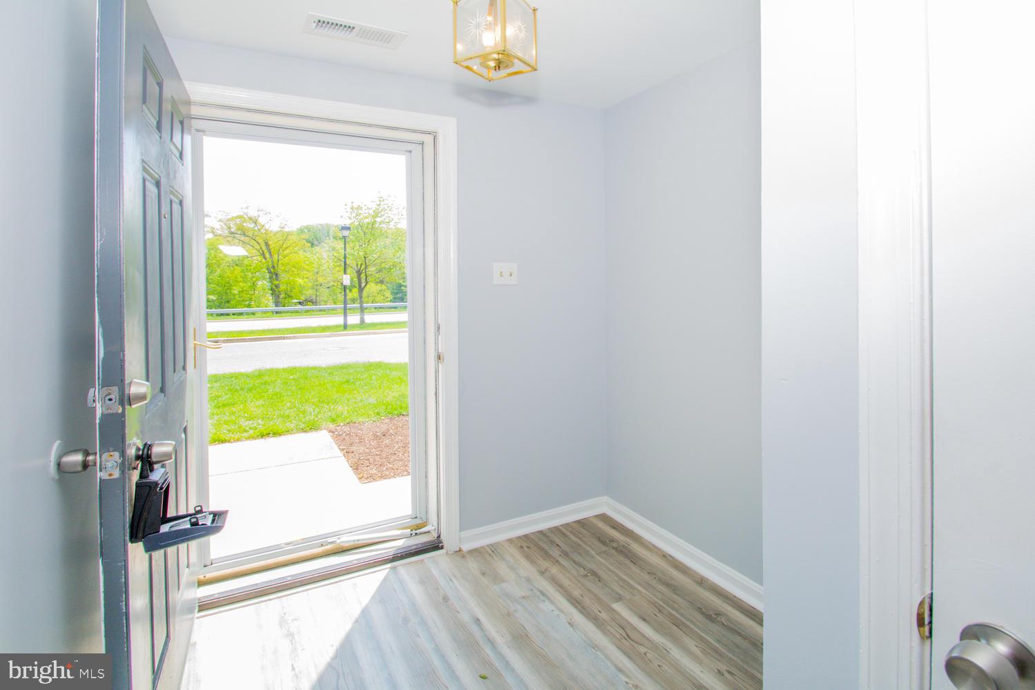 RIVERCHASE - Residential Lease