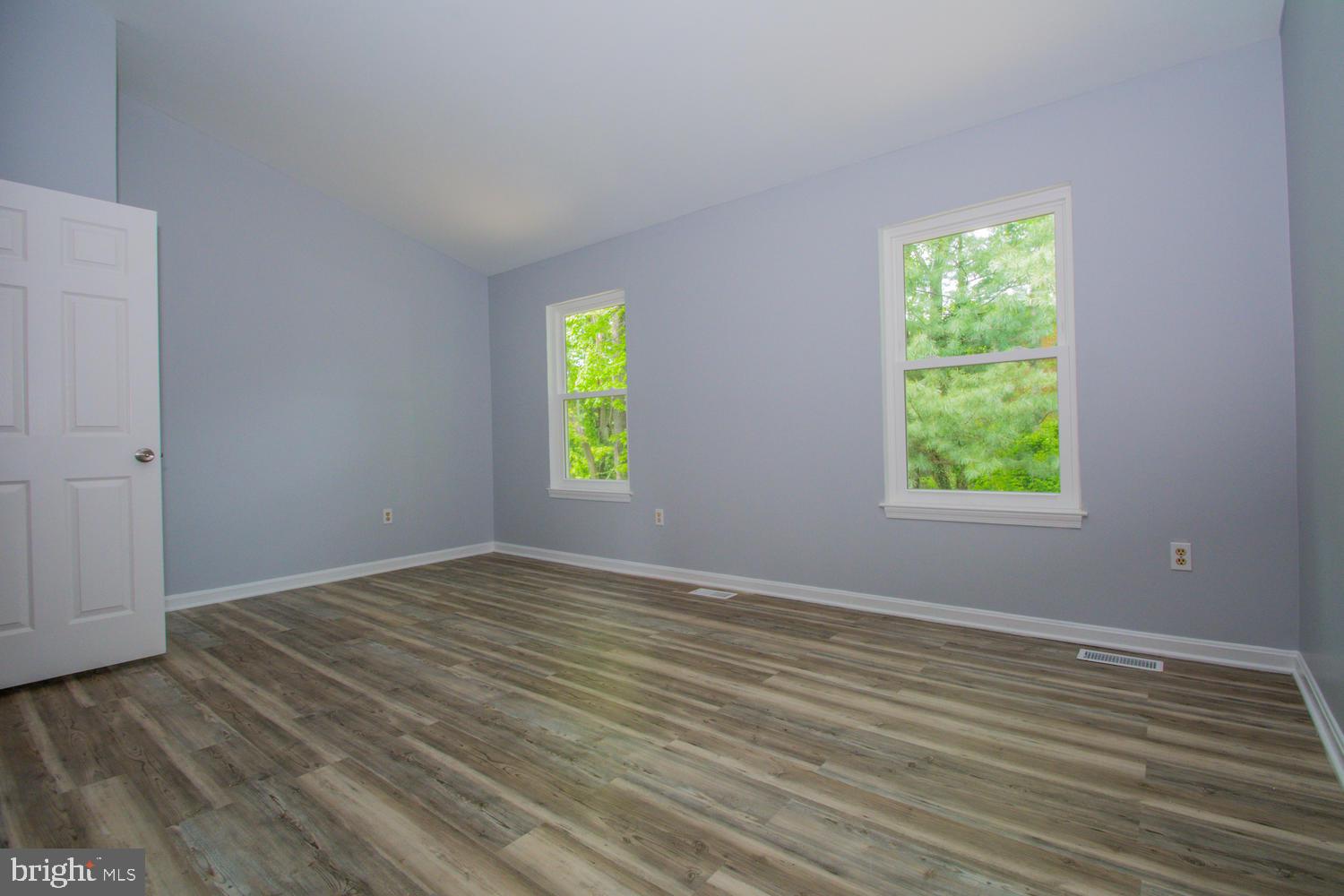 RIVERCHASE - Residential Lease