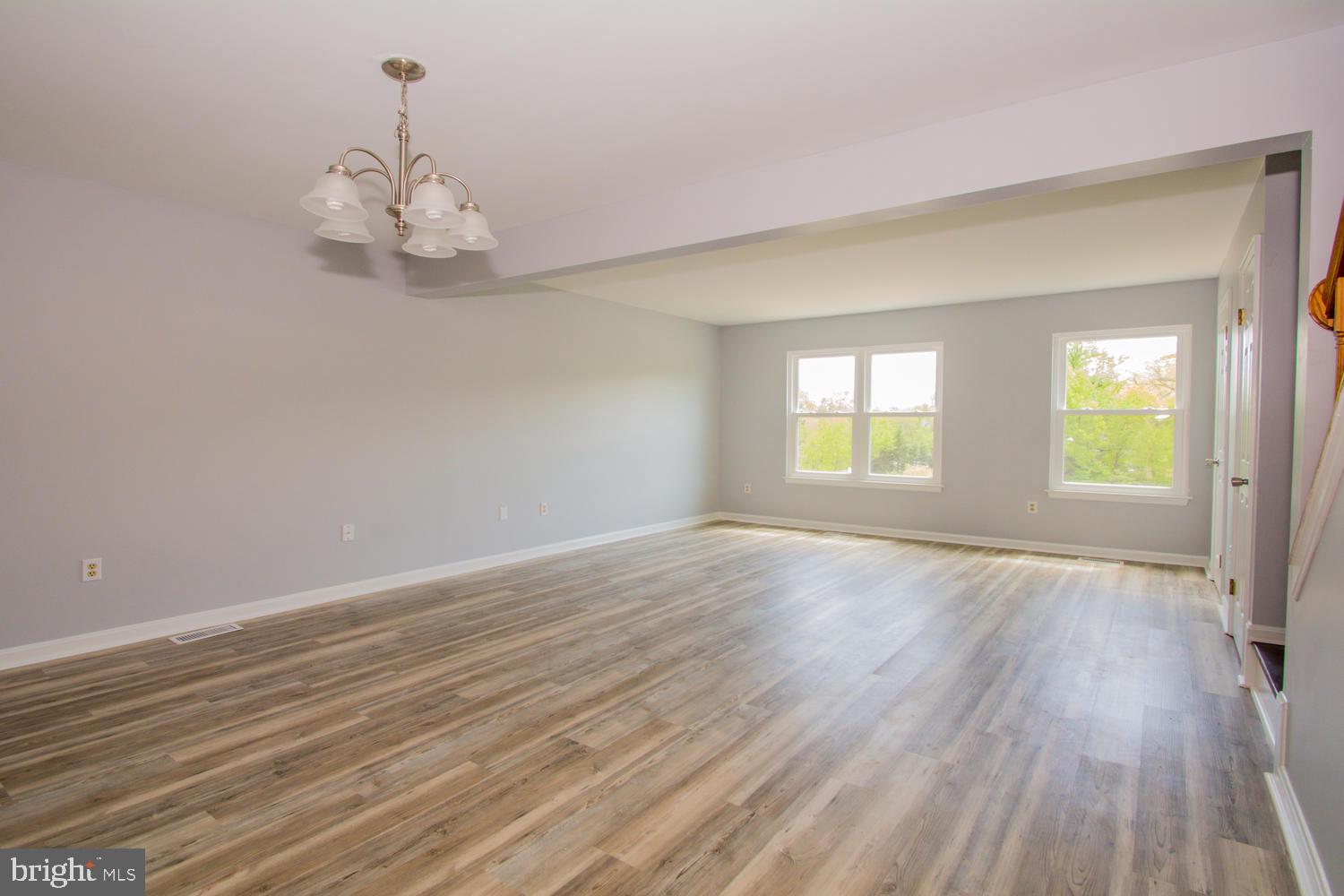 RIVERCHASE - Residential Lease