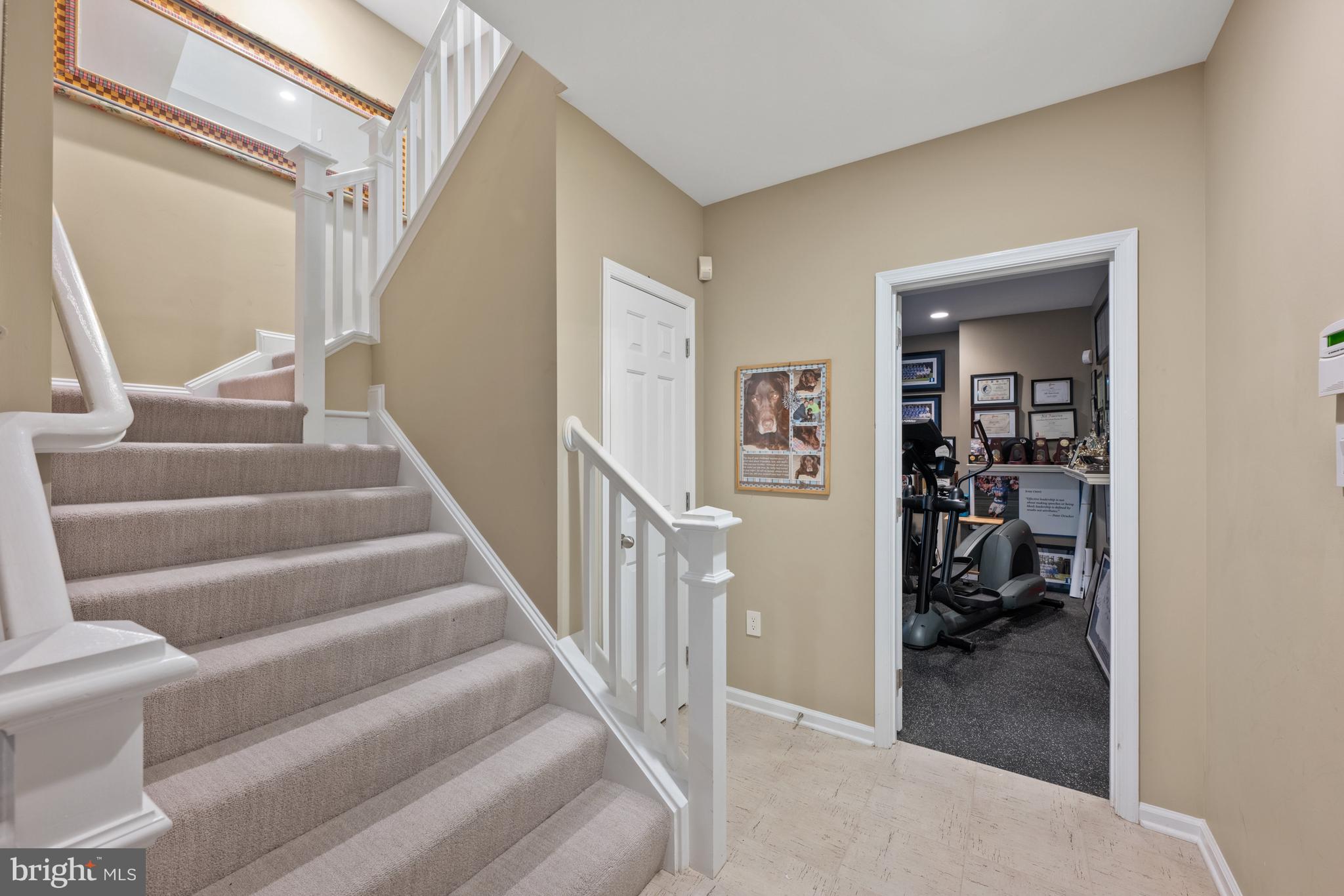 BRADLEY HILLS - Residential