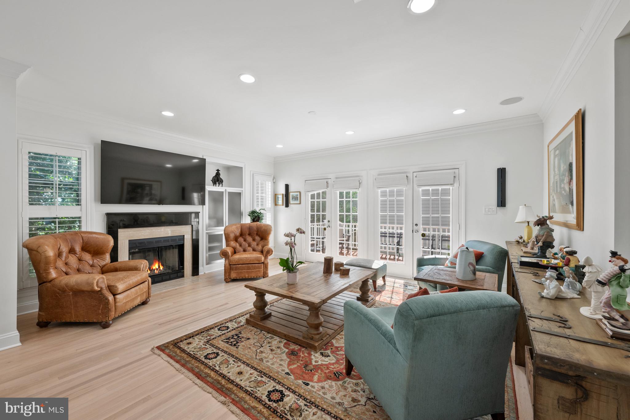 BRADLEY HILLS - Residential