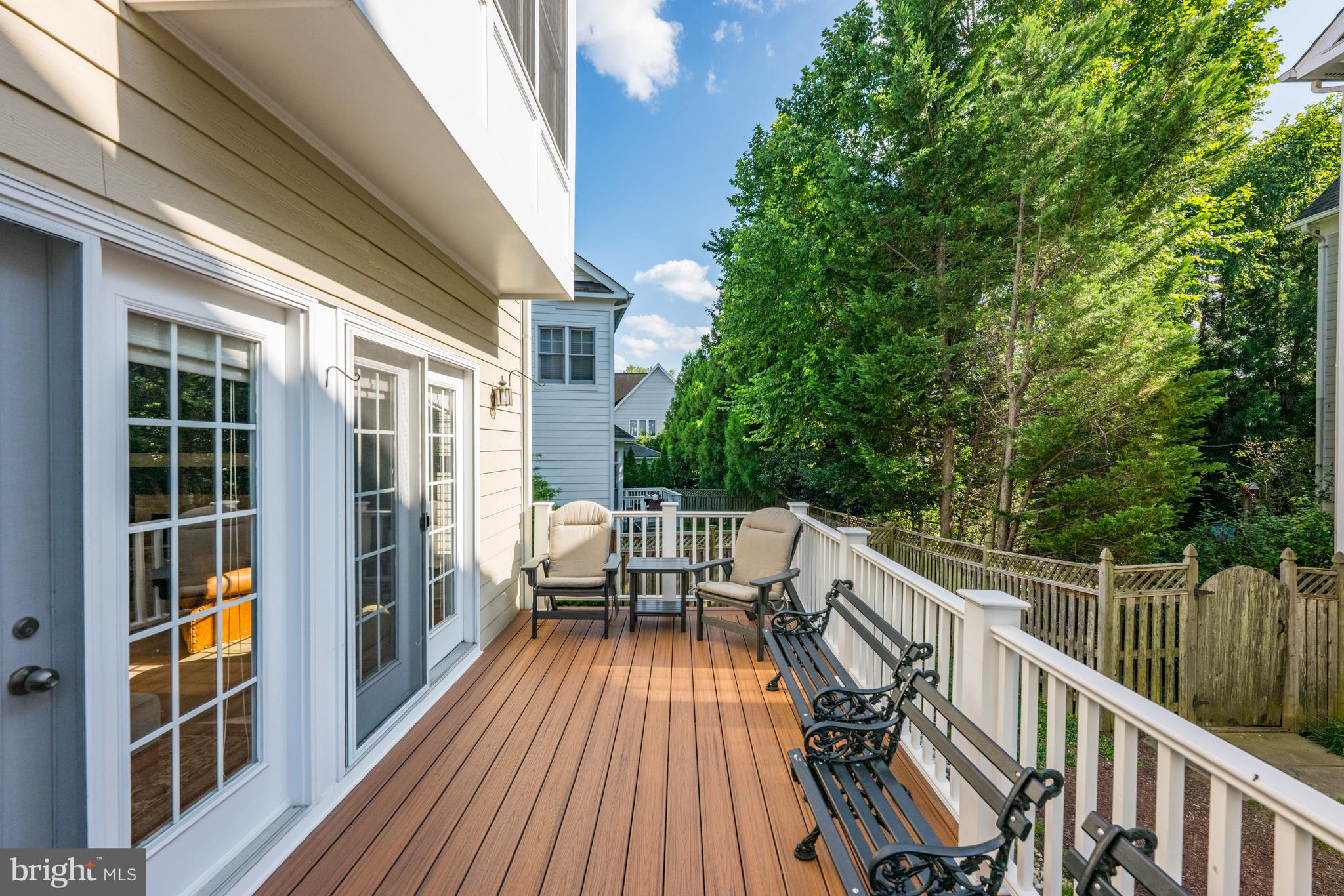 BRADLEY HILLS - Residential