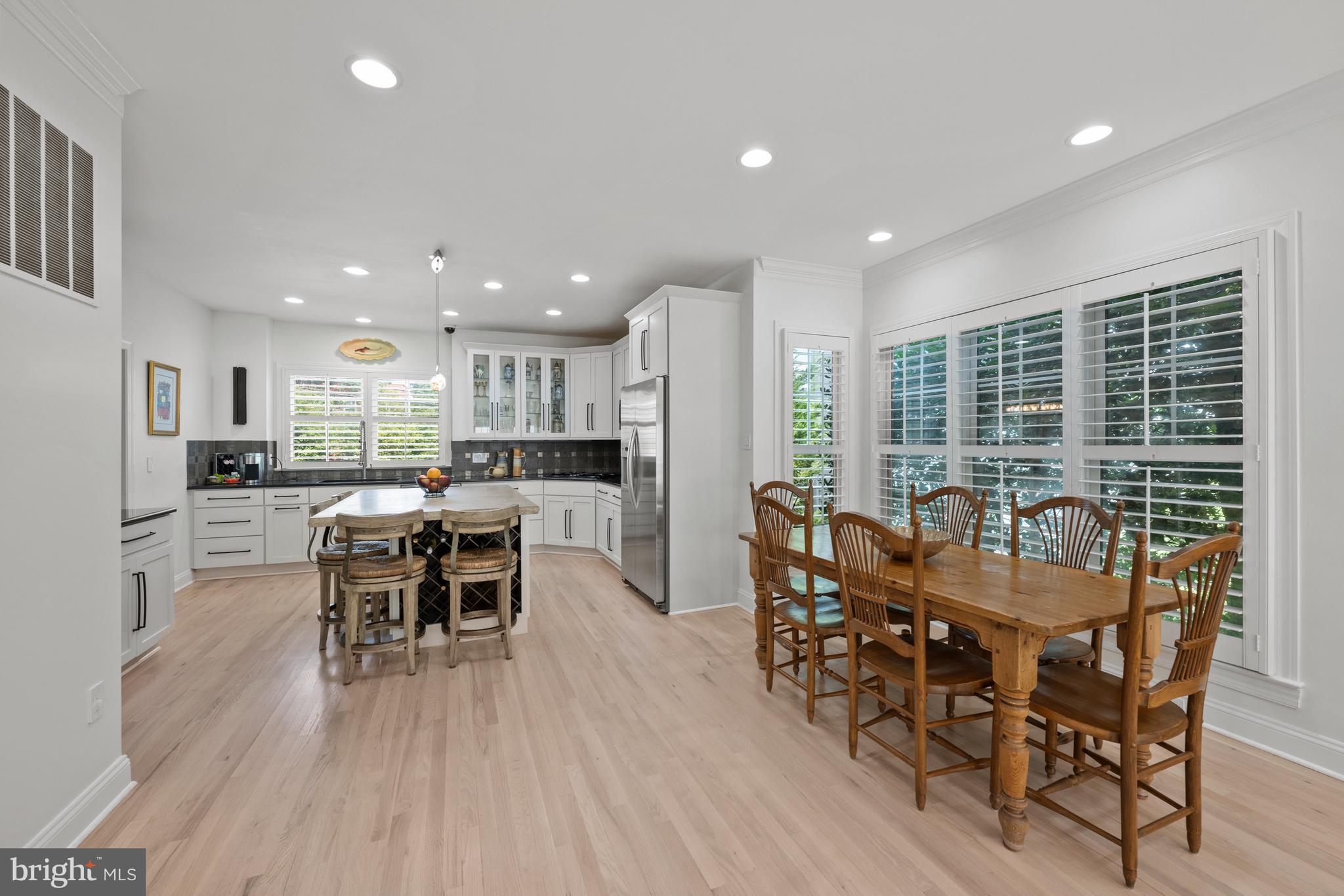 BRADLEY HILLS - Residential