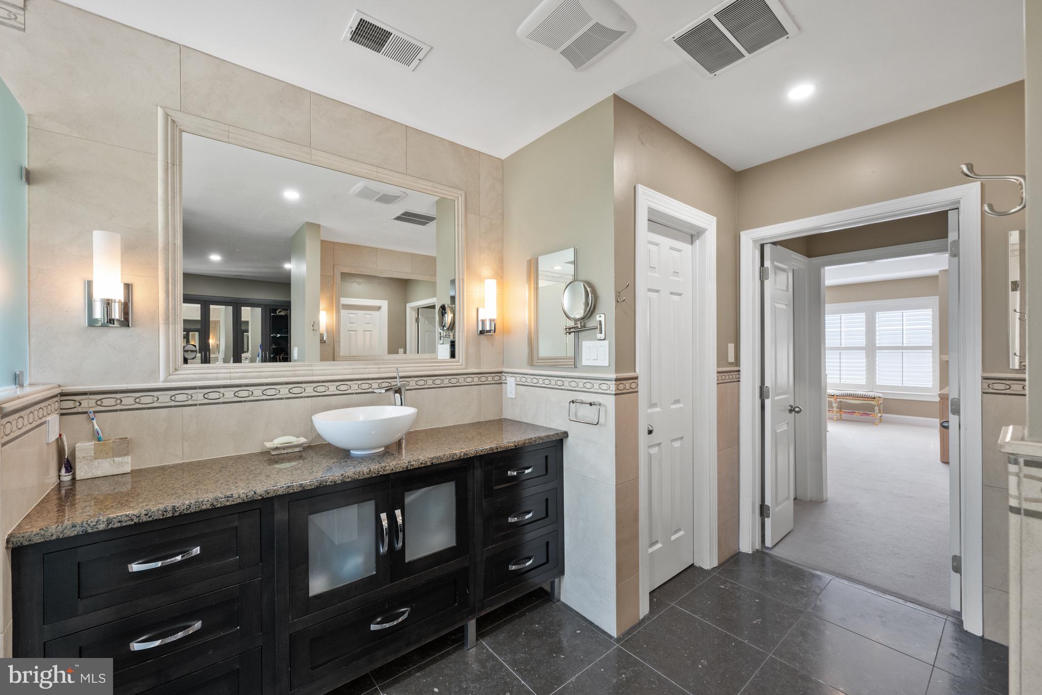 BRADLEY HILLS - Residential