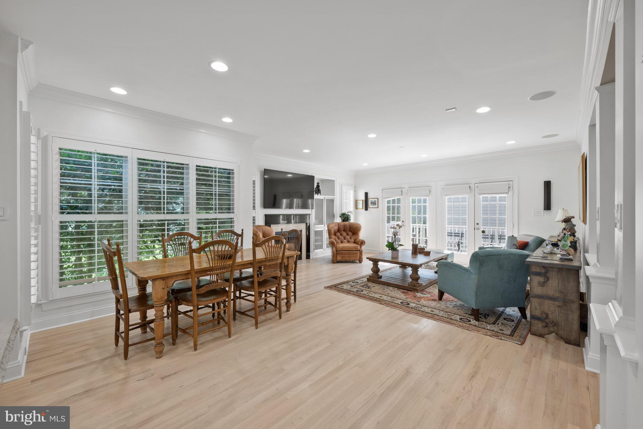 BRADLEY HILLS - Residential