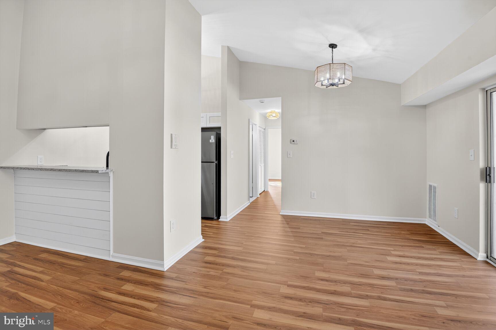 6801 WHITE WATER WAY 301