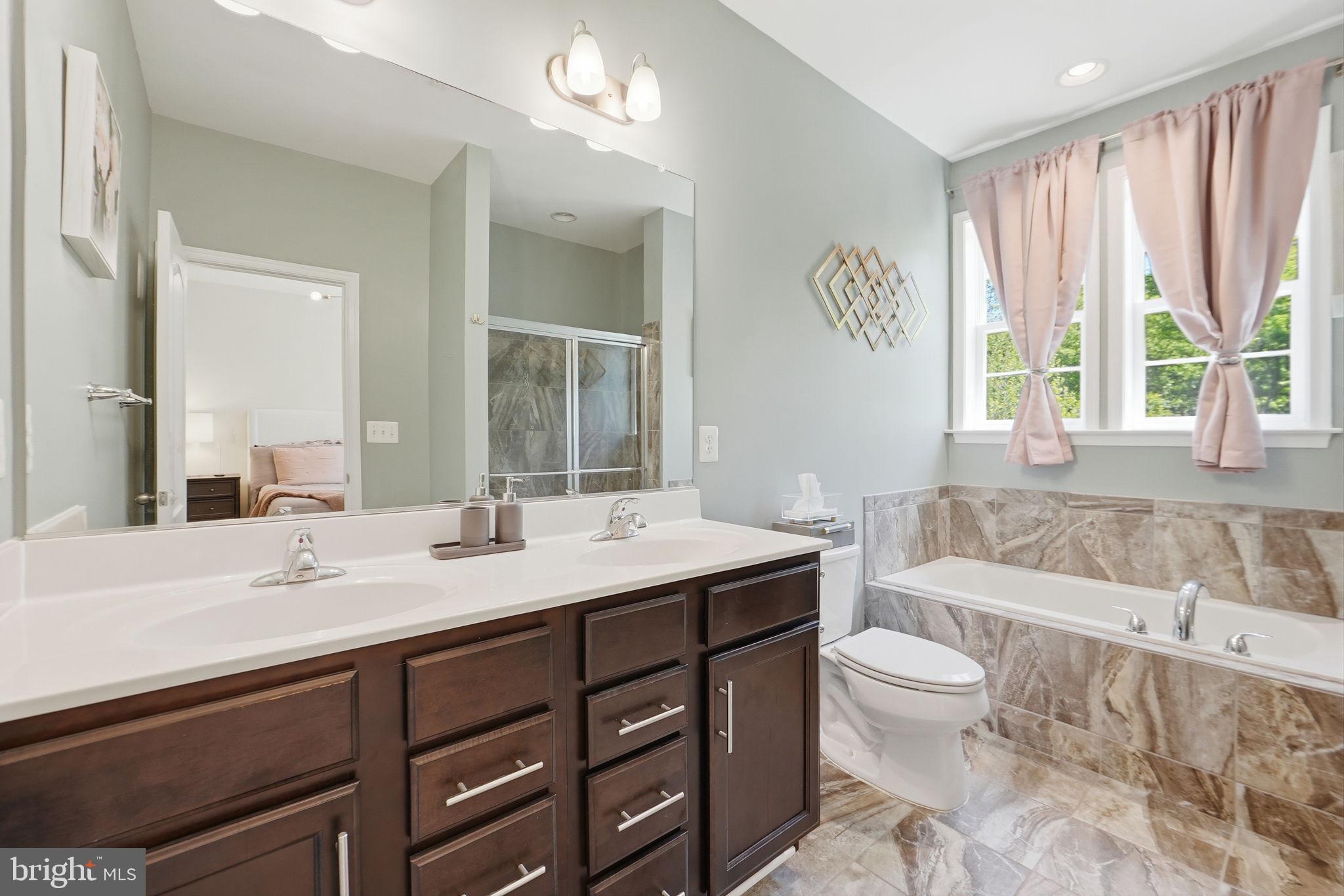 SMITH HOME FARM - Residential