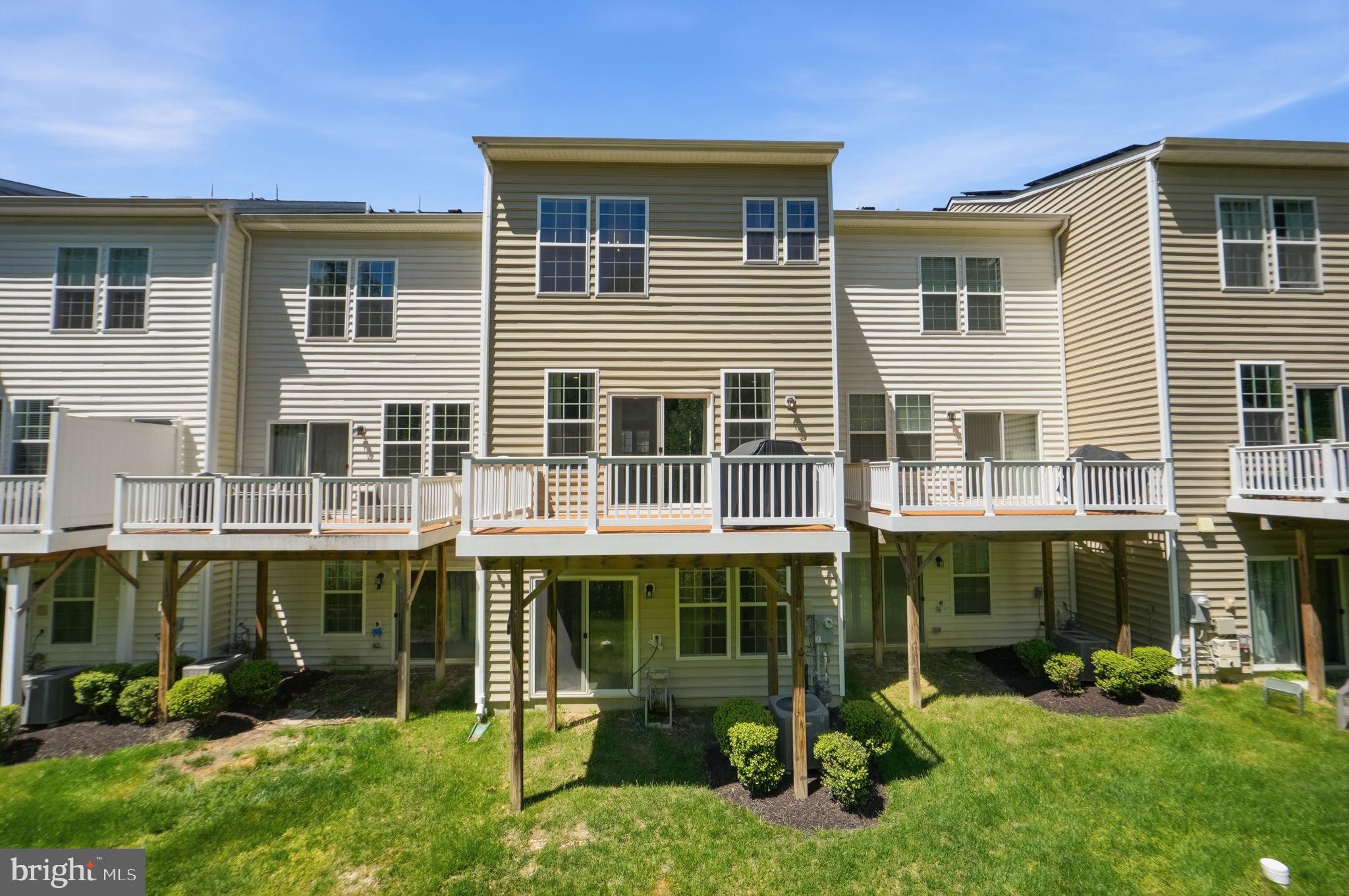 SMITH HOME FARM - Residential