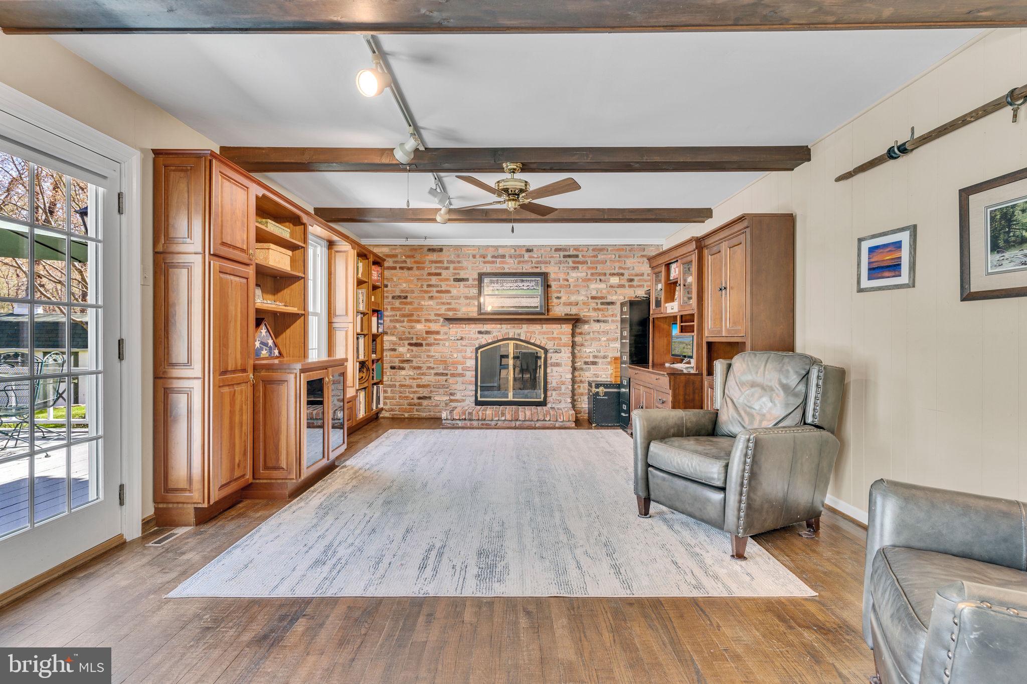 FERRY LANDING WOODS - Residential