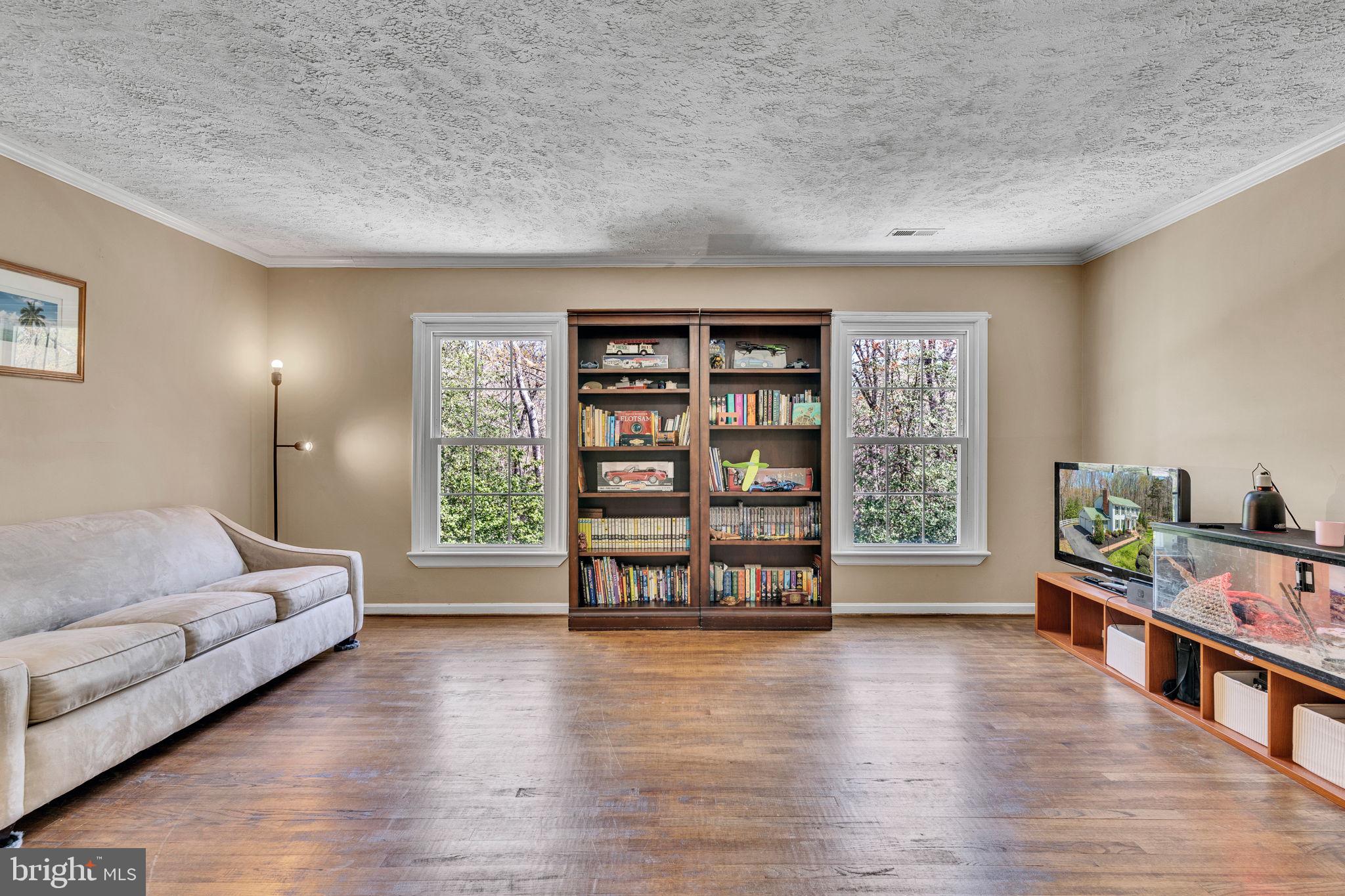 FERRY LANDING WOODS - Residential